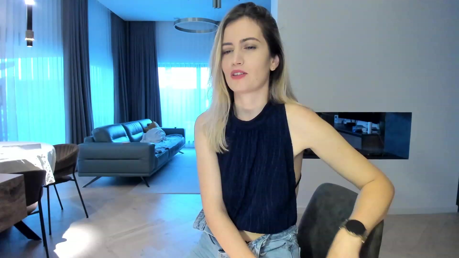 Gallery image thumbnail from happyendings_'s myfreecams stream on, 09/06/2023, 04:28 image 5 of 20