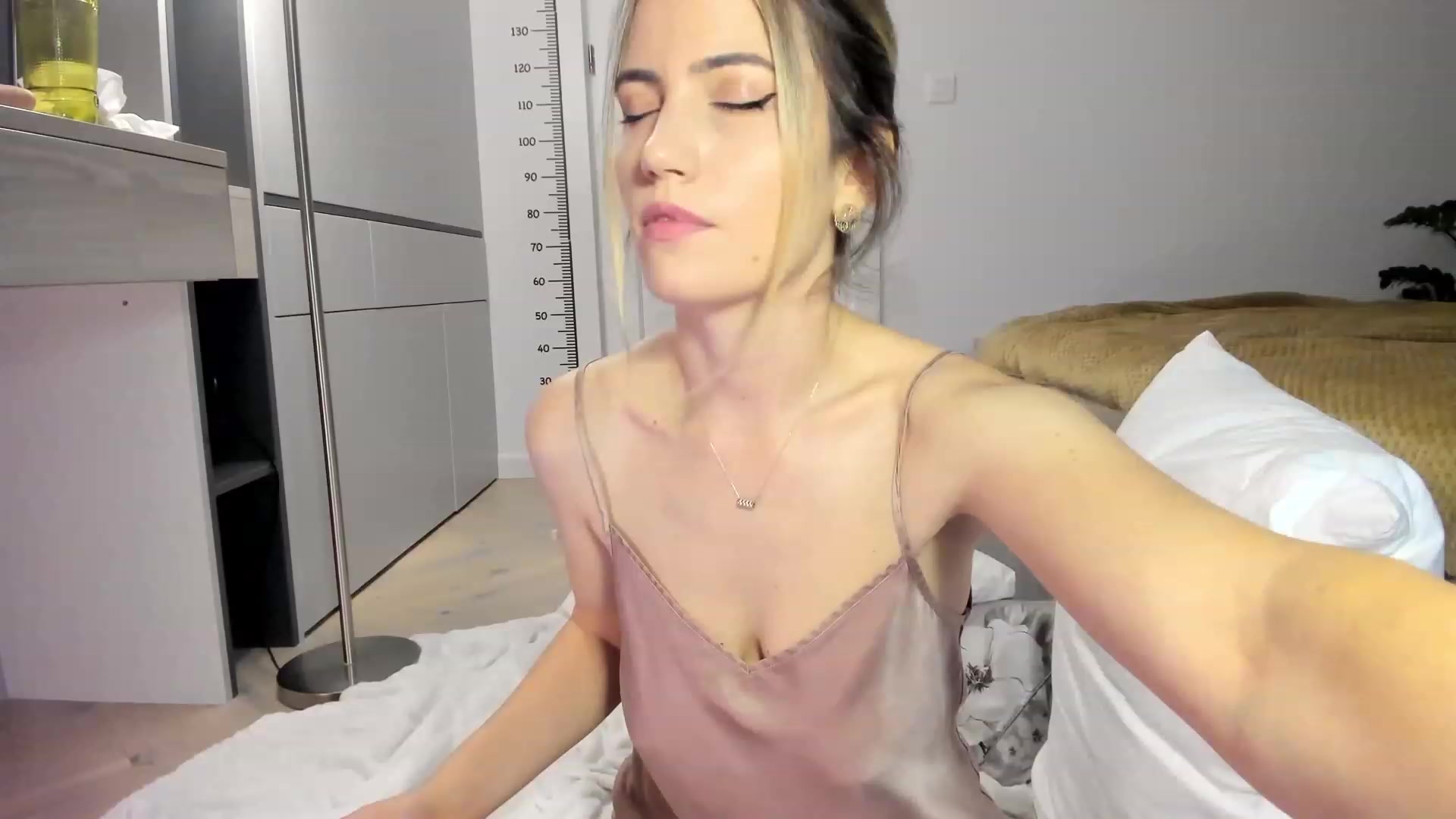 Gallery image thumbnail from happyendings_'s myfreecams stream on, 09/14/2023, 05:06 image 20 of 20