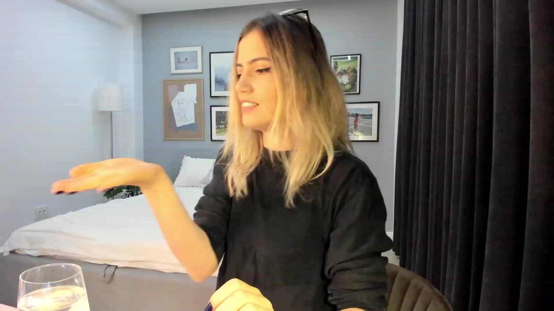 Gallery image thumbnail from happyendings_'s myfreecams stream on, 10/04/2023, 05:01 image 6 of 20