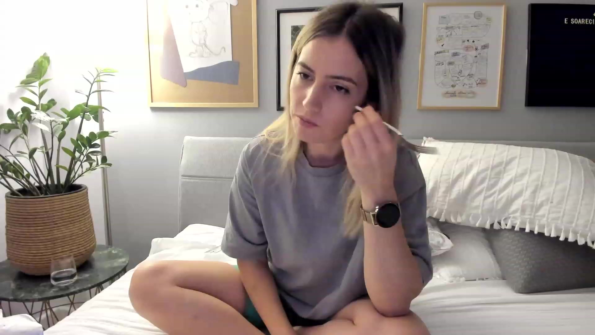 Gallery image thumbnail from happyendings_'s myfreecams stream on, 10/08/2023, 05:02 image 1 of 20