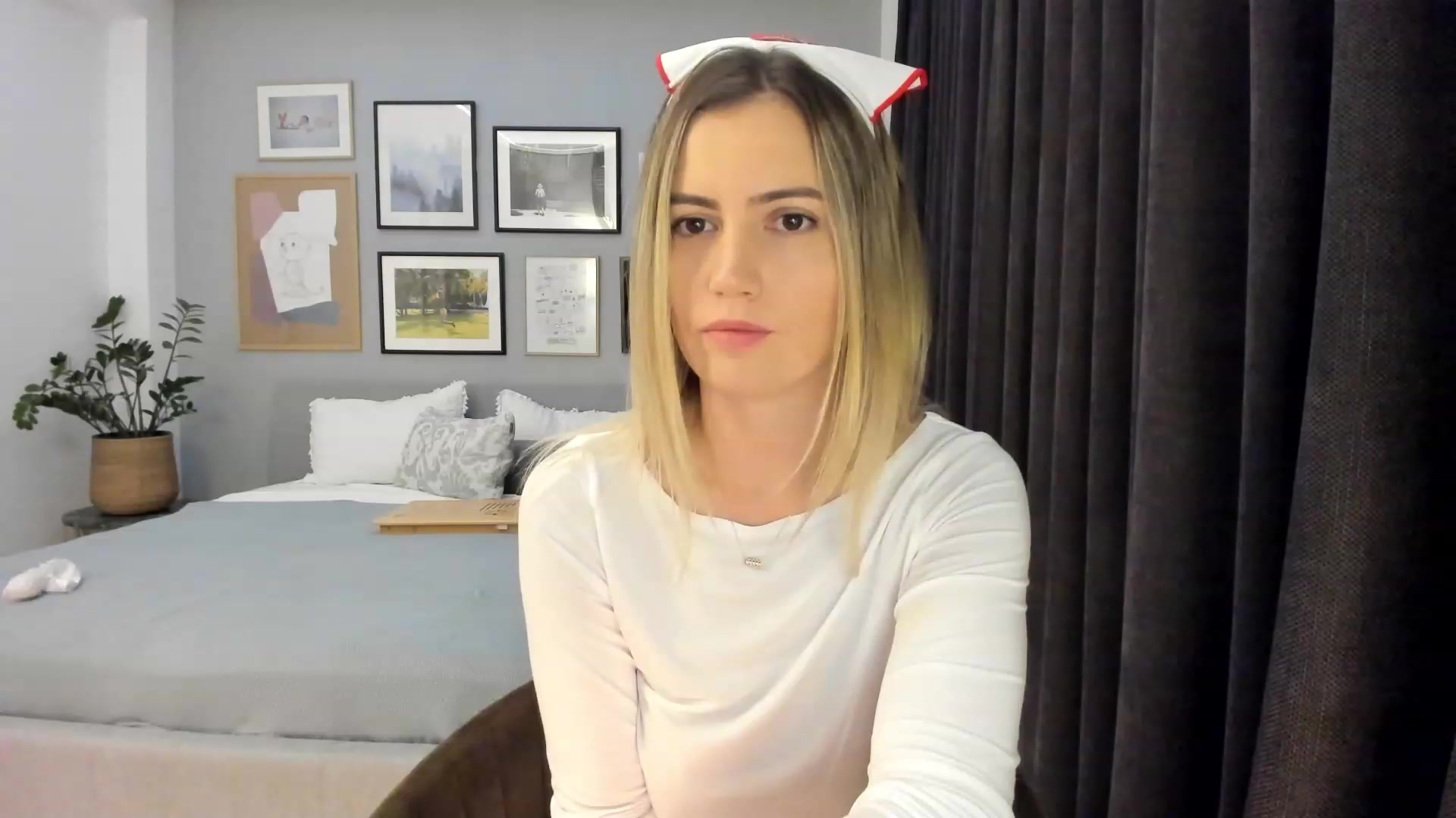 Gallery image thumbnail from happyendings_'s myfreecams stream on, 10/13/2023, 05:12 image 10 of 20