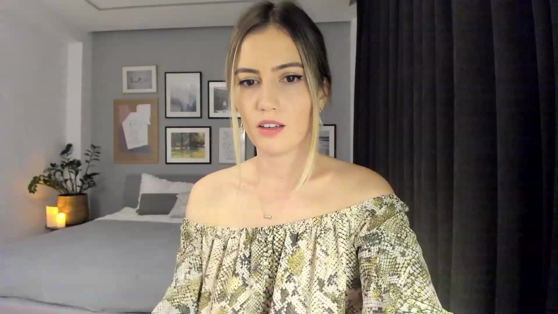 Gallery image thumbnail from happyendings_'s myfreecams stream on, 10/18/2023, 02:42 image 15 of 20