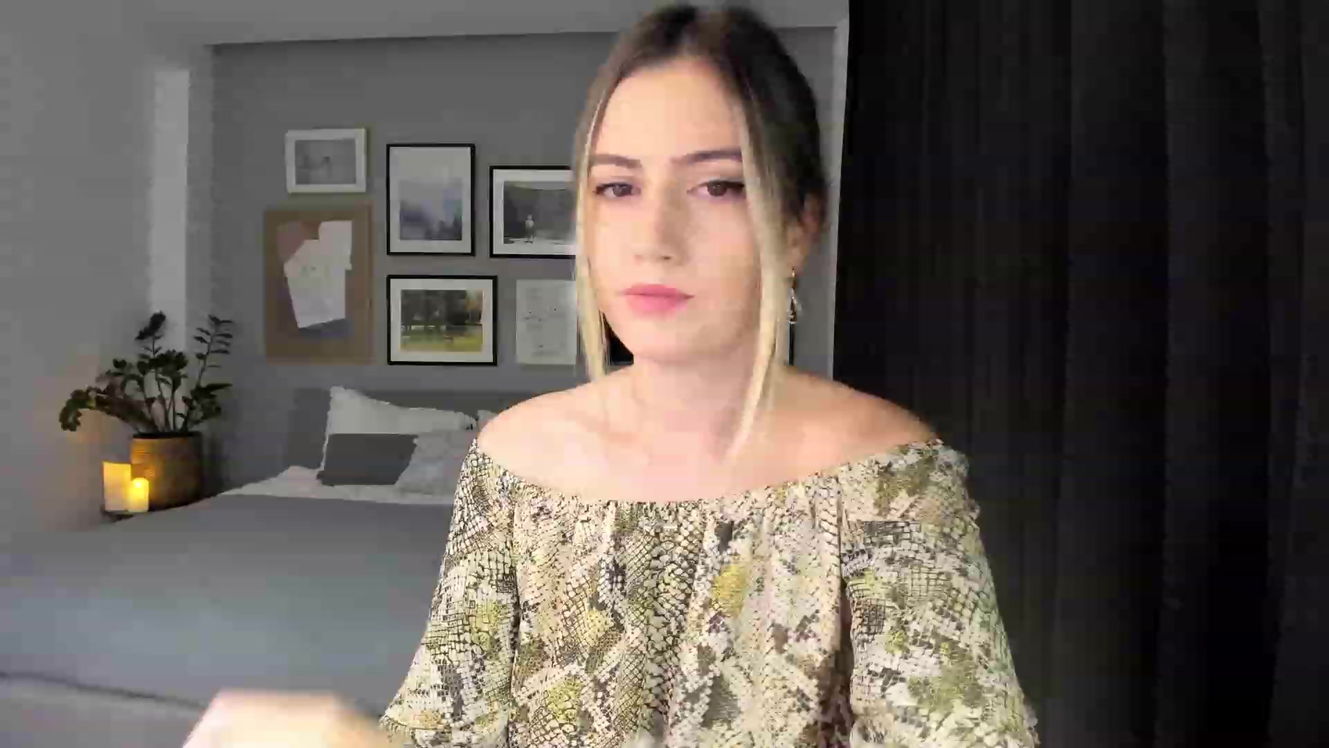 Gallery image thumbnail from happyendings_'s myfreecams stream on, 10/18/2023, 02:42 image 9 of 20