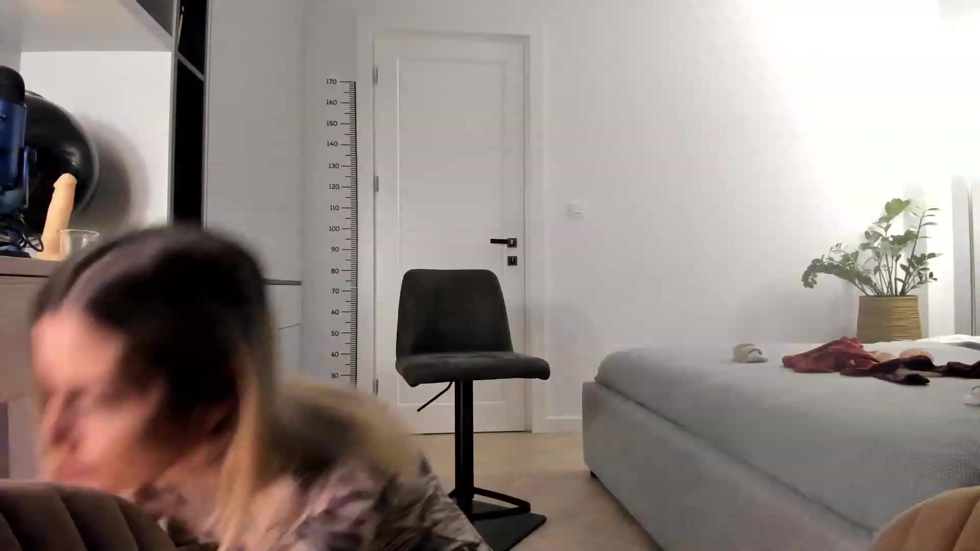 Gallery image thumbnail from happyendings_'s myfreecams stream on, 10/19/2023, 04:30 image 16 of 20