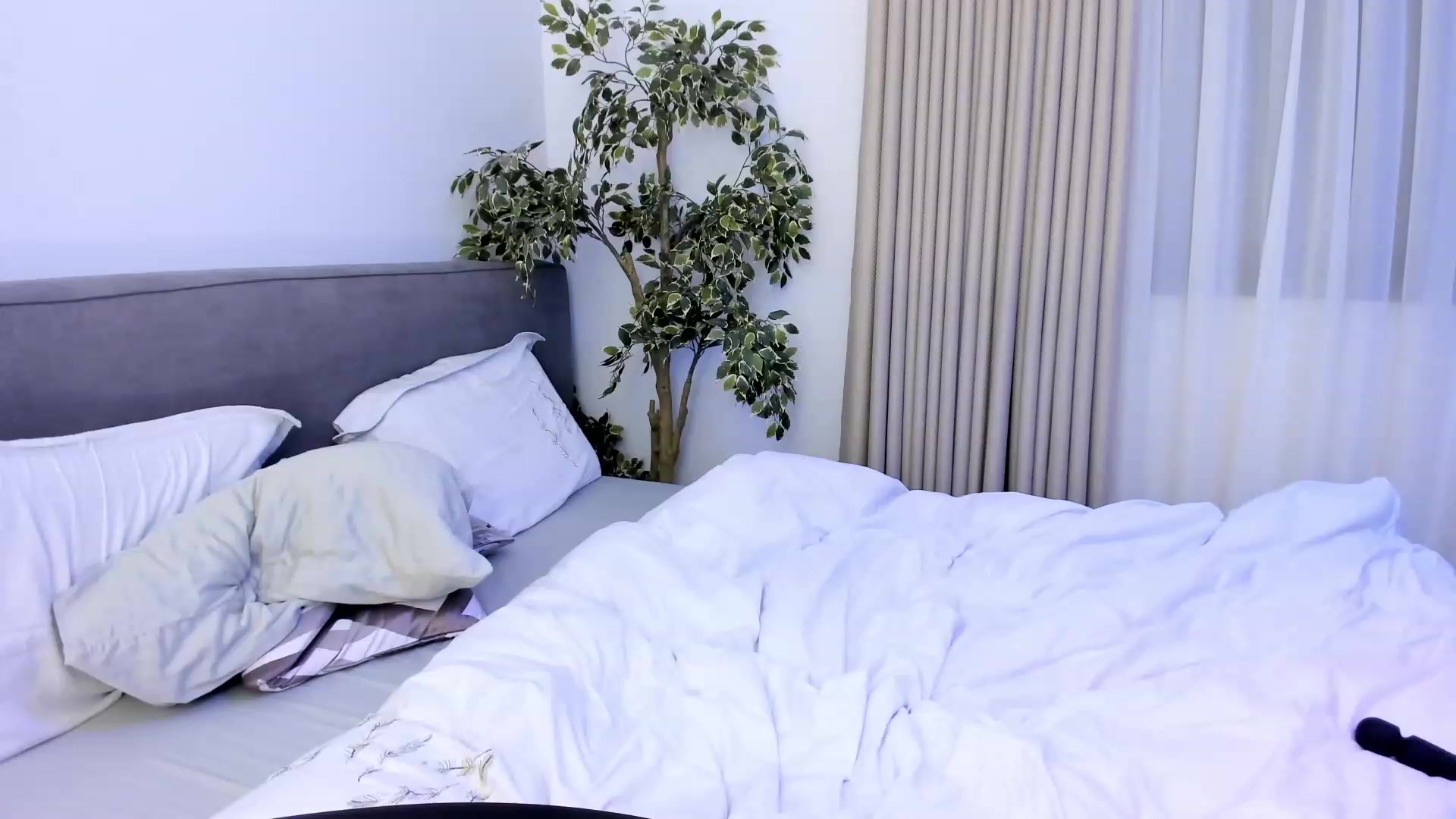 Gallery image thumbnail from happyendings_'s myfreecams stream on, 11/09/2023, 05:43 image 15 of 20