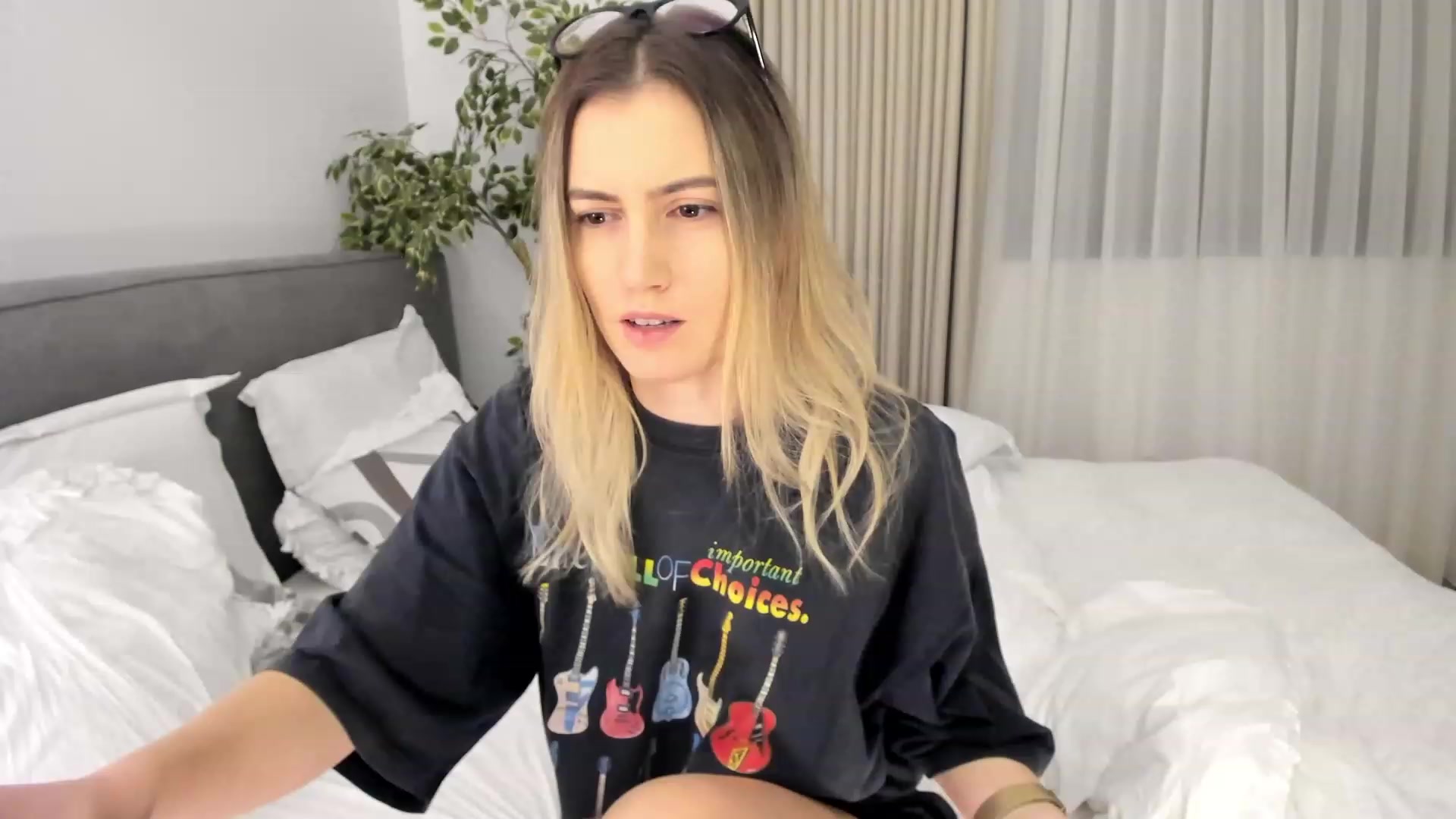 Gallery image thumbnail from happyendings_'s myfreecams stream on, 11/10/2023, 05:10 image 14 of 20