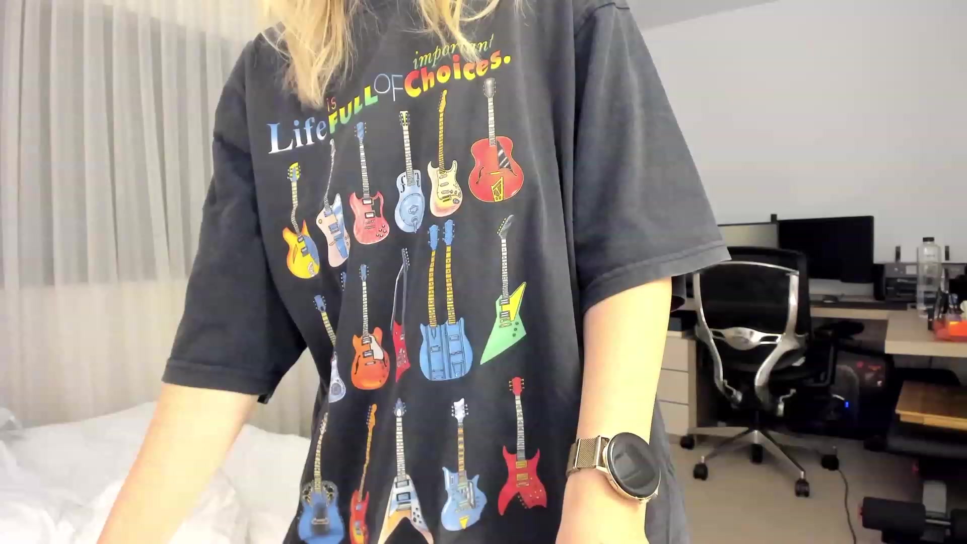 Gallery image thumbnail from happyendings_'s myfreecams stream on, 11/10/2023, 05:10 image 18 of 20