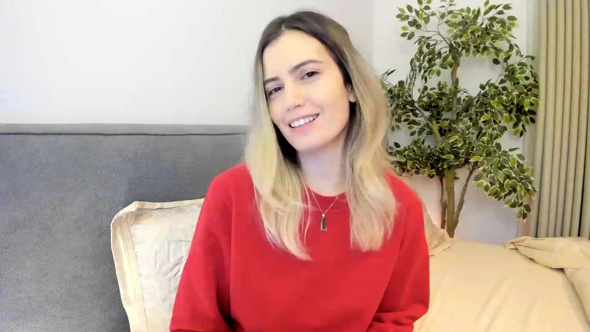 Gallery image thumbnail from happyendings_'s myfreecams stream on, 11/23/2023, 04:24 image 2 of 20