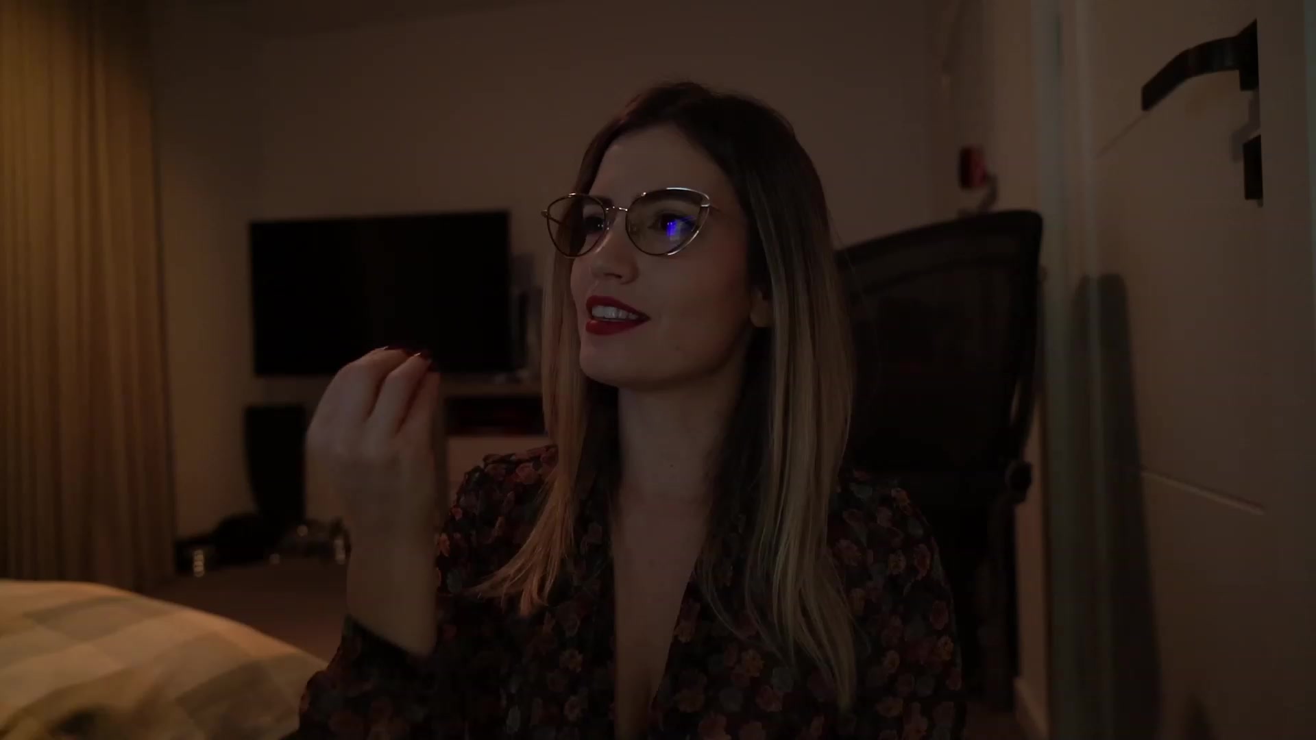 Gallery image thumbnail from happyendings_'s myfreecams stream on, 11/29/2023, 04:57 image 19 of 20