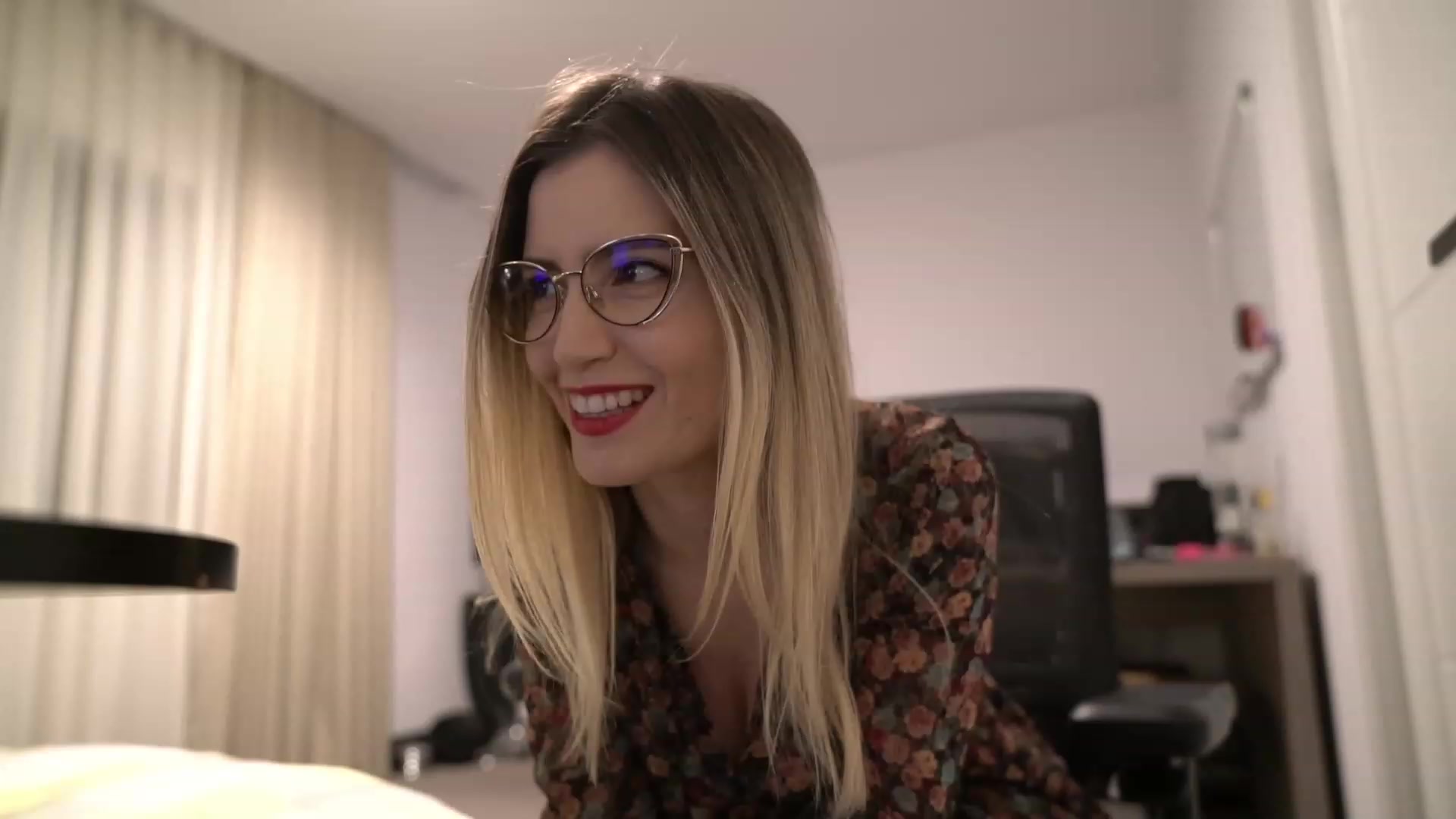Gallery image thumbnail from happyendings_'s myfreecams stream on, 11/29/2023, 06:08 image 15 of 20