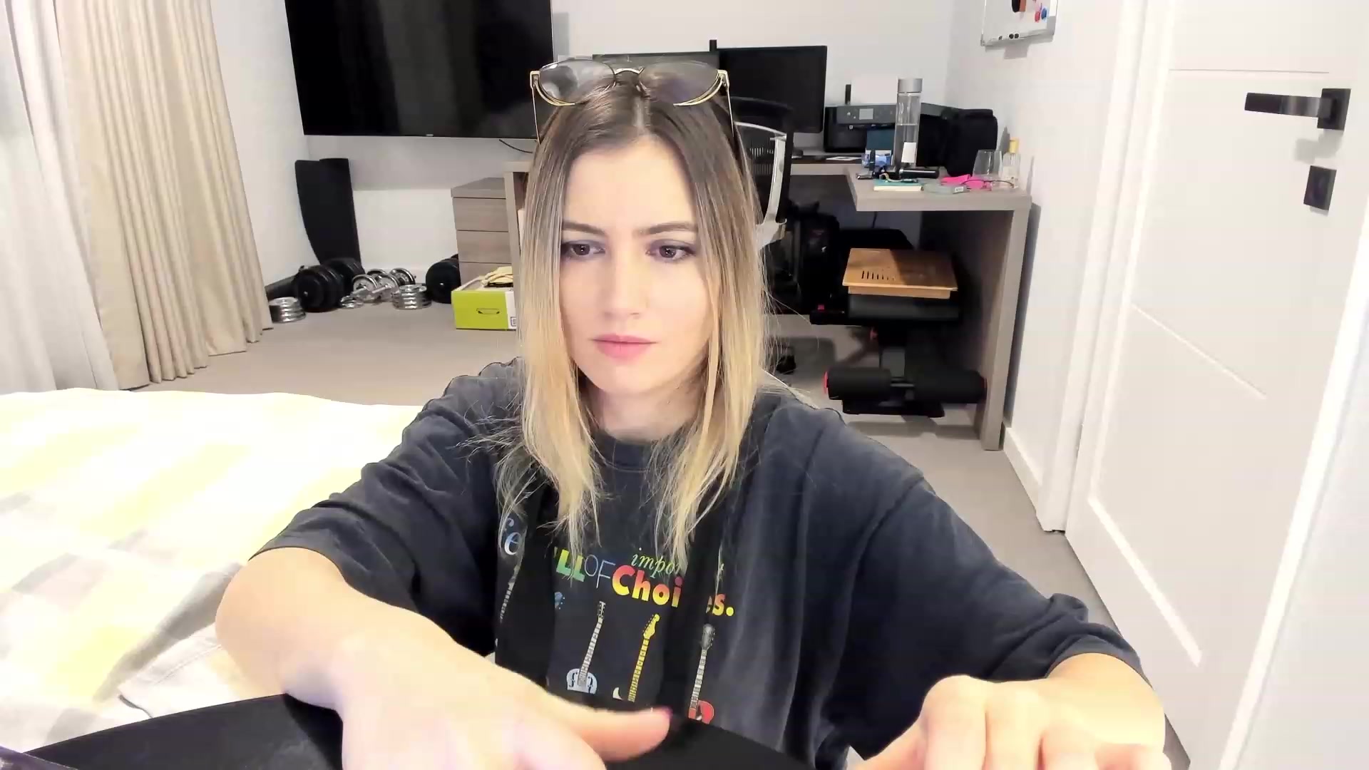 Gallery image thumbnail from happyendings_'s myfreecams stream on, 11/30/2023, 05:02 image 4 of 20