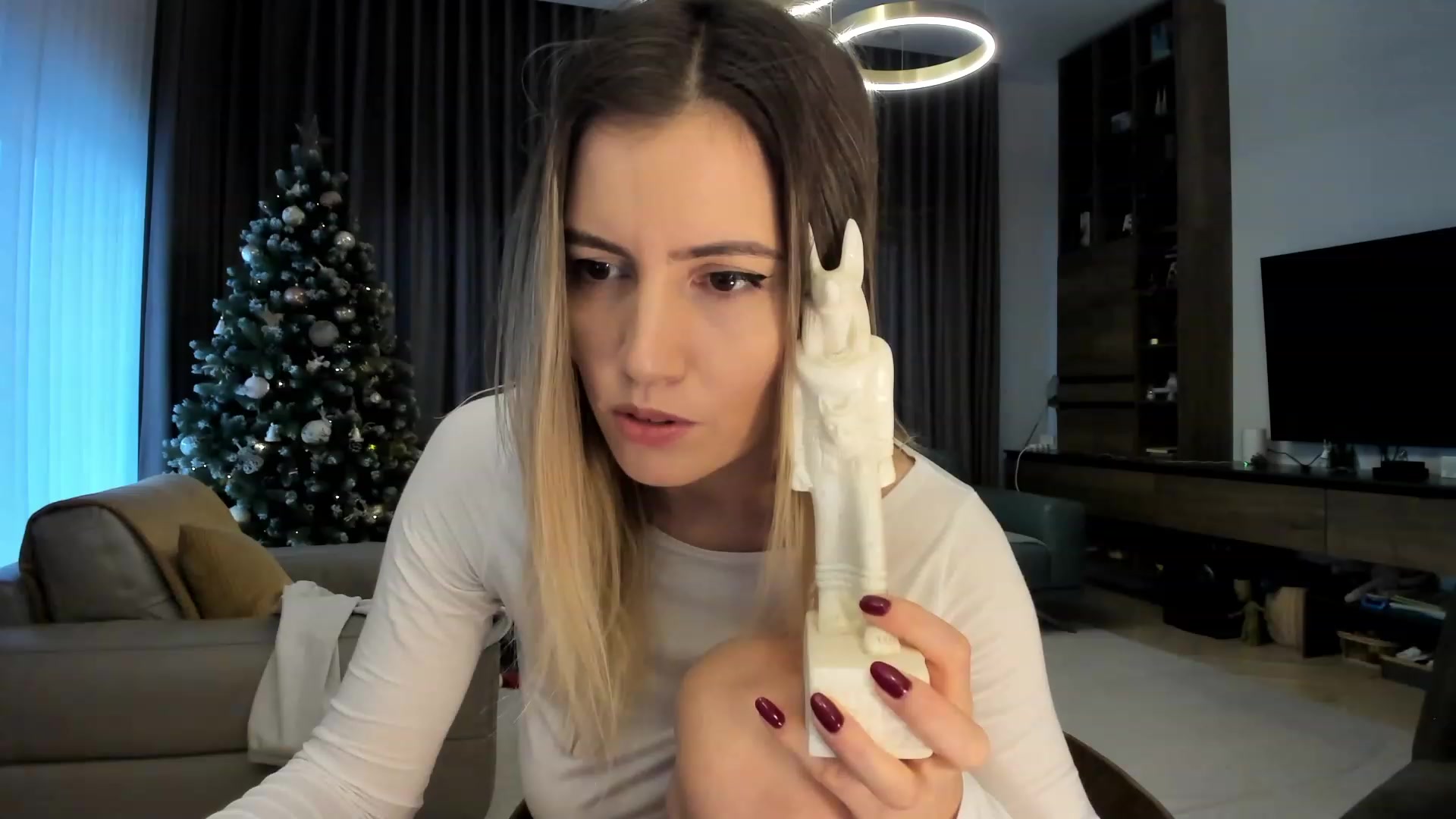 Gallery image thumbnail from happyendings_'s myfreecams stream on, 12/16/2023, 06:15 image 13 of 20