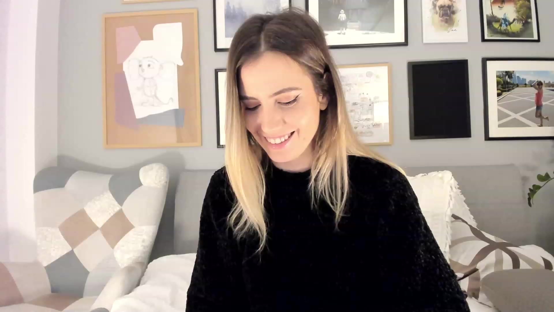 Gallery image thumbnail from happyendings_'s myfreecams stream on, 12/29/2023, 05:50 image 8 of 20