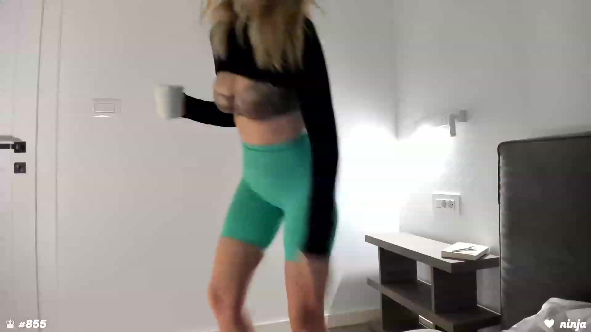 Gallery image thumbnail from happyendings_'s myfreecams stream on, 01/04/2024, 04:26 image 8 of 20