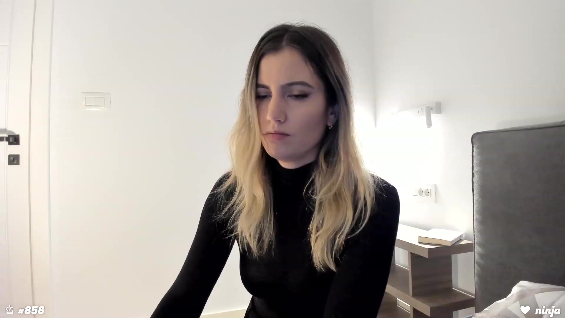 Gallery image thumbnail from happyendings_'s myfreecams stream on, 01/04/2024, 04:26 image 9 of 20
