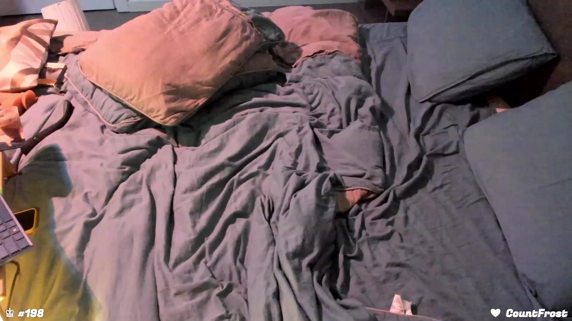 Gallery image thumbnail from happyendings_'s myfreecams stream on, 01/06/2024, 06:19 image 18 of 20