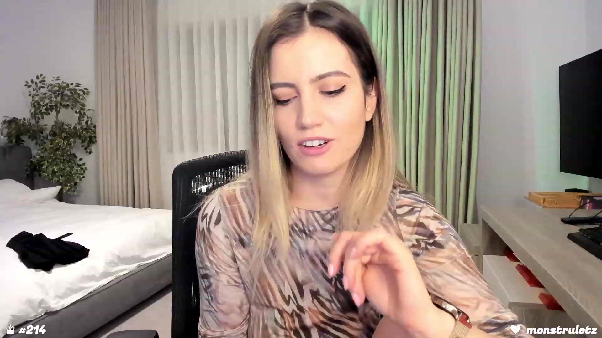 Gallery image thumbnail from happyendings_'s myfreecams stream on, 01/07/2024, 06:26 image 8 of 20