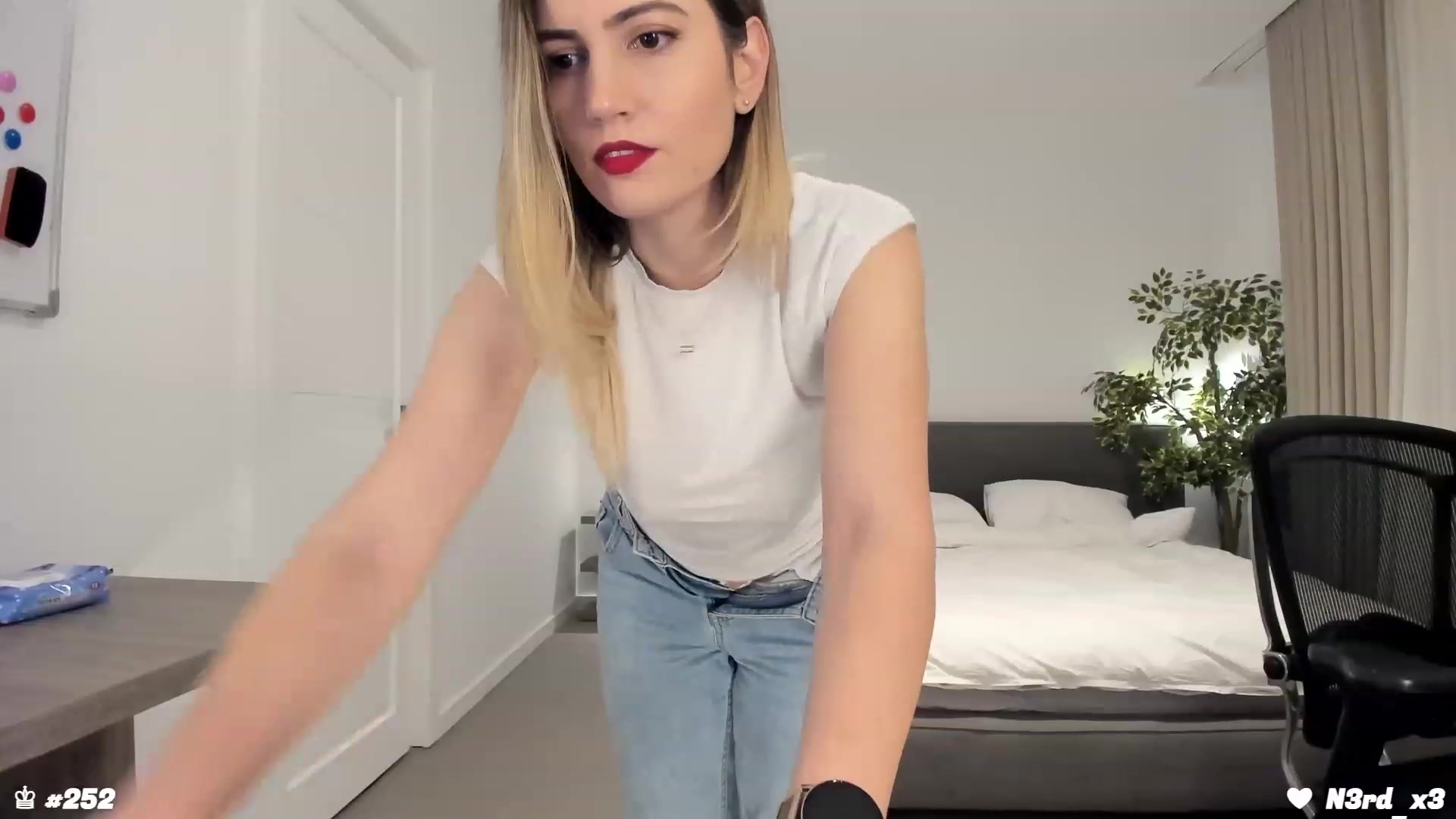 Gallery image thumbnail from happyendings_'s myfreecams stream on, 01/22/2024, 22:42 image 20 of 20