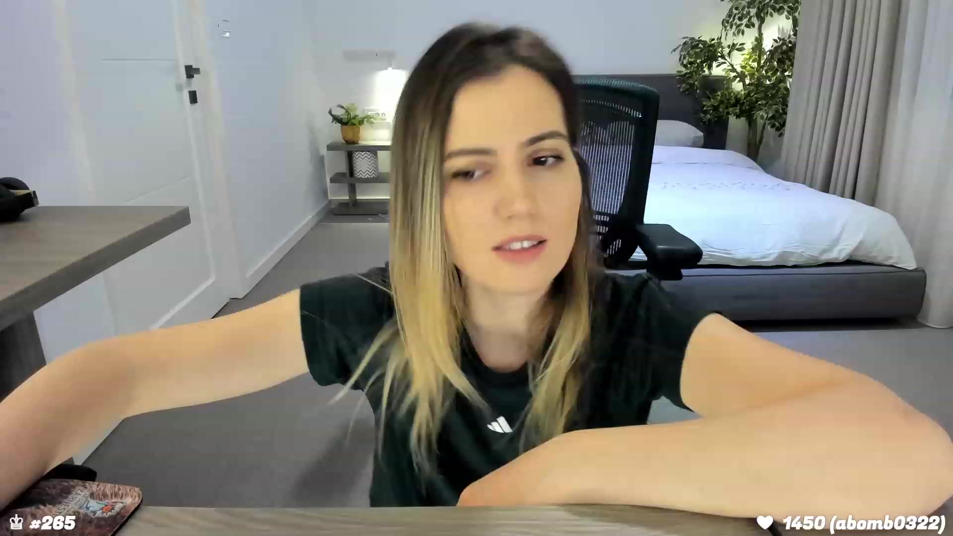Gallery image thumbnail from happyendings_'s myfreecams stream on, 01/27/2024, 24:01 image 9 of 20