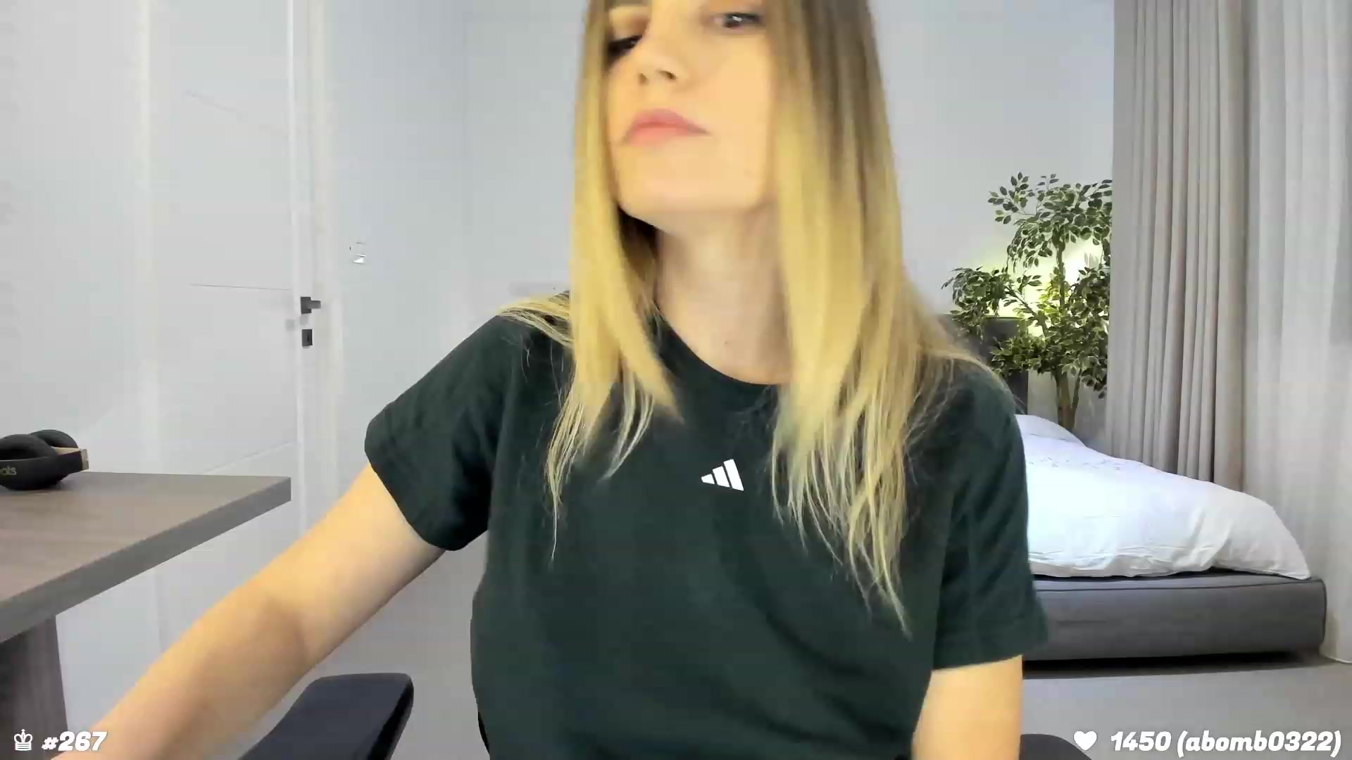 Gallery image thumbnail from happyendings_'s myfreecams stream on, 01/27/2024, 24:01 image 7 of 20