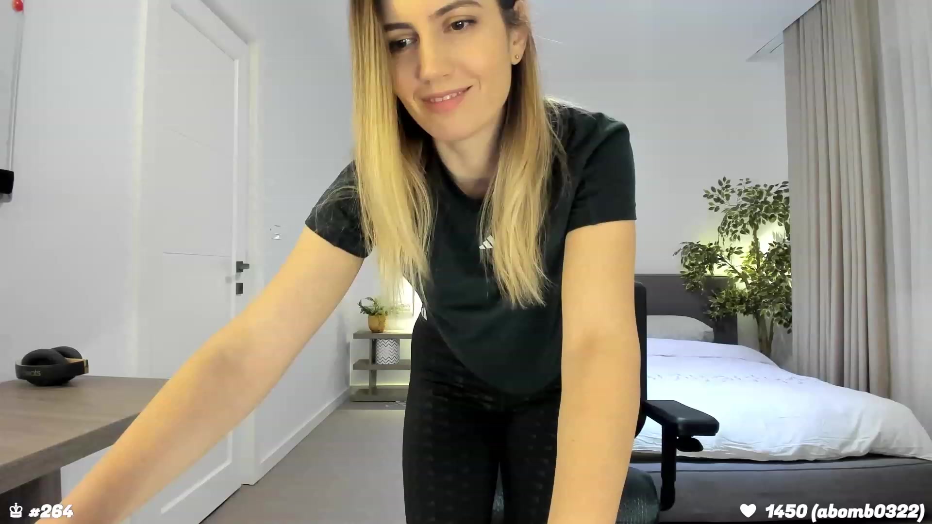 Gallery image thumbnail from happyendings_'s myfreecams stream on, 01/27/2024, 24:01 image 11 of 20