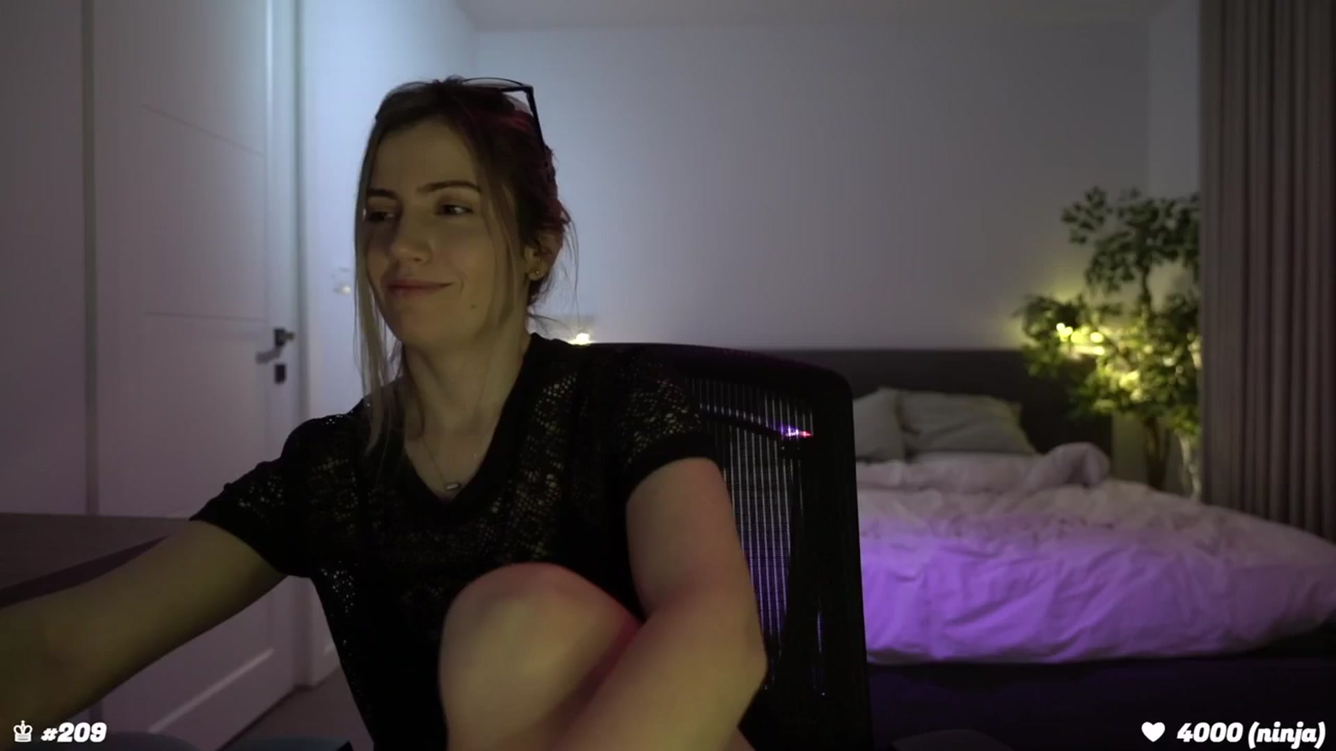 Gallery image thumbnail from happyendings_'s myfreecams stream on, 01/31/2024, 01:27 image 9 of 20