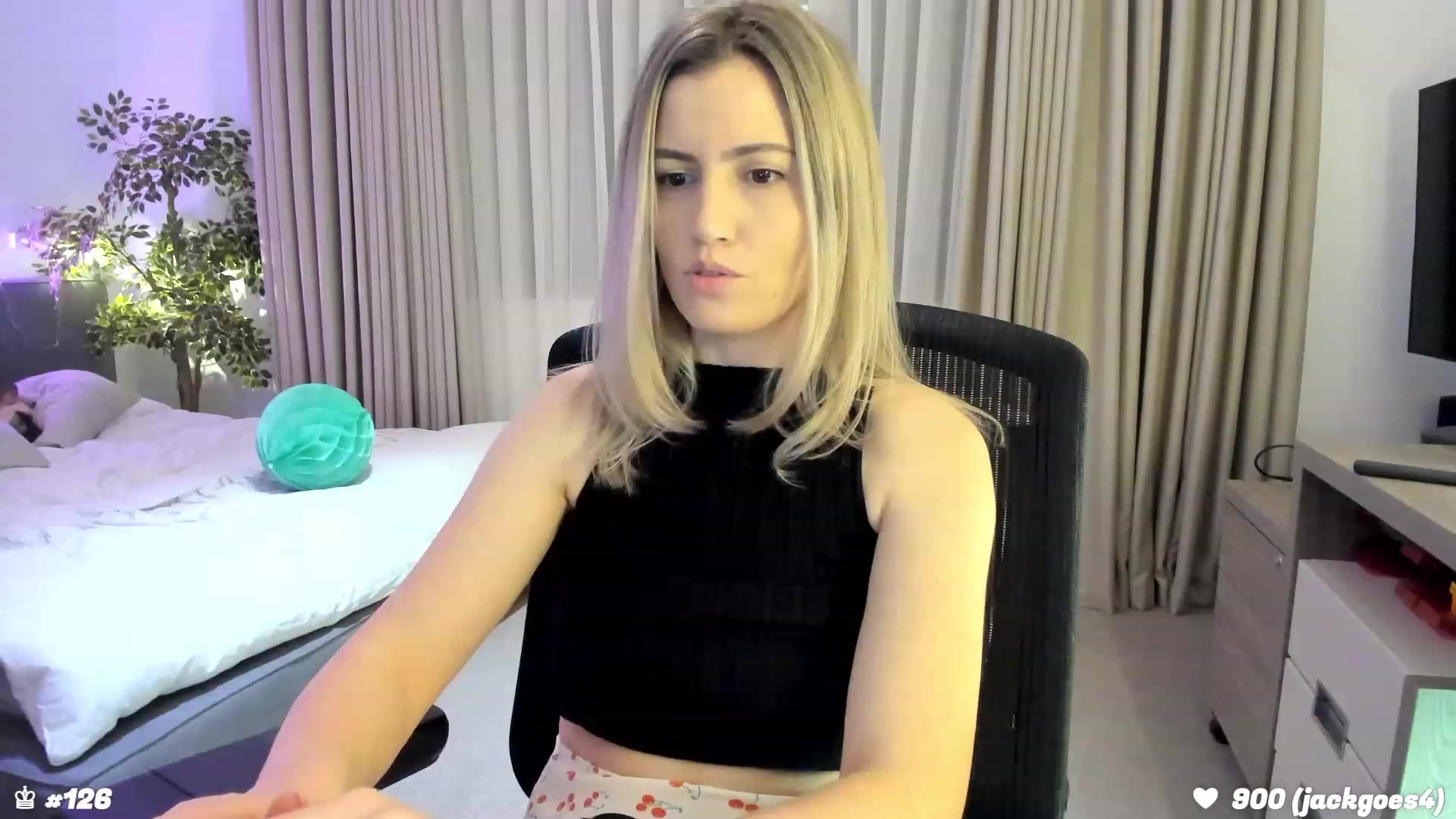 Gallery image thumbnail from happyendings_'s myfreecams stream on, 02/04/2024, 23:19 image 9 of 20