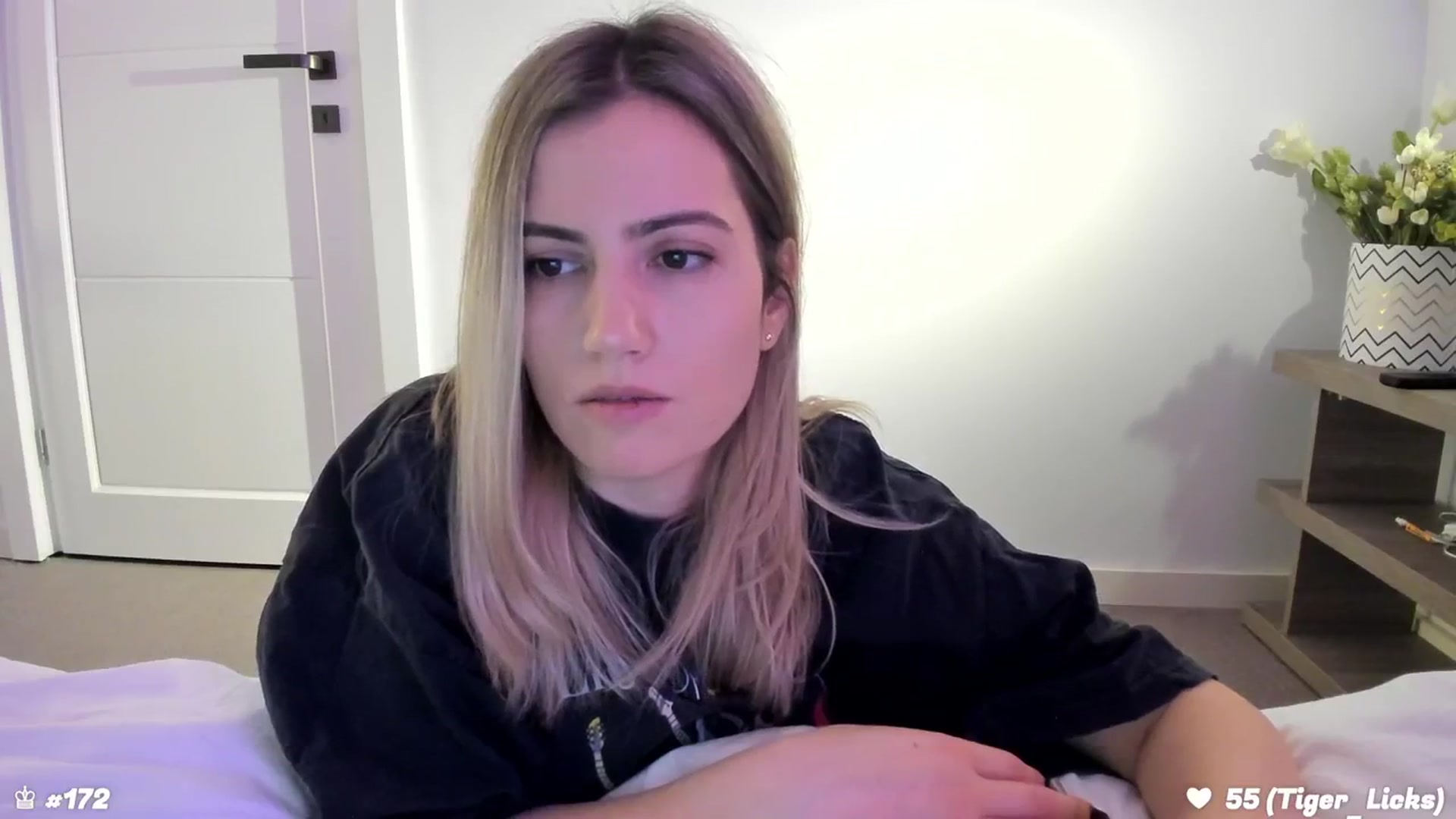 Gallery image thumbnail from happyendings_'s myfreecams stream on, 02/17/2024, 05:17 image 17 of 20
