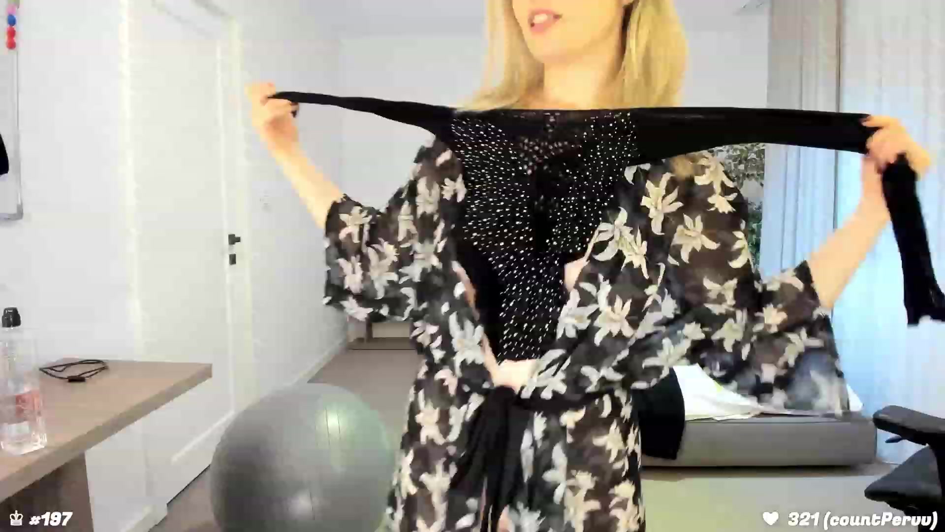 Gallery image thumbnail from happyendings_'s myfreecams stream on, 02/21/2024, 06:54 image 1 of 20