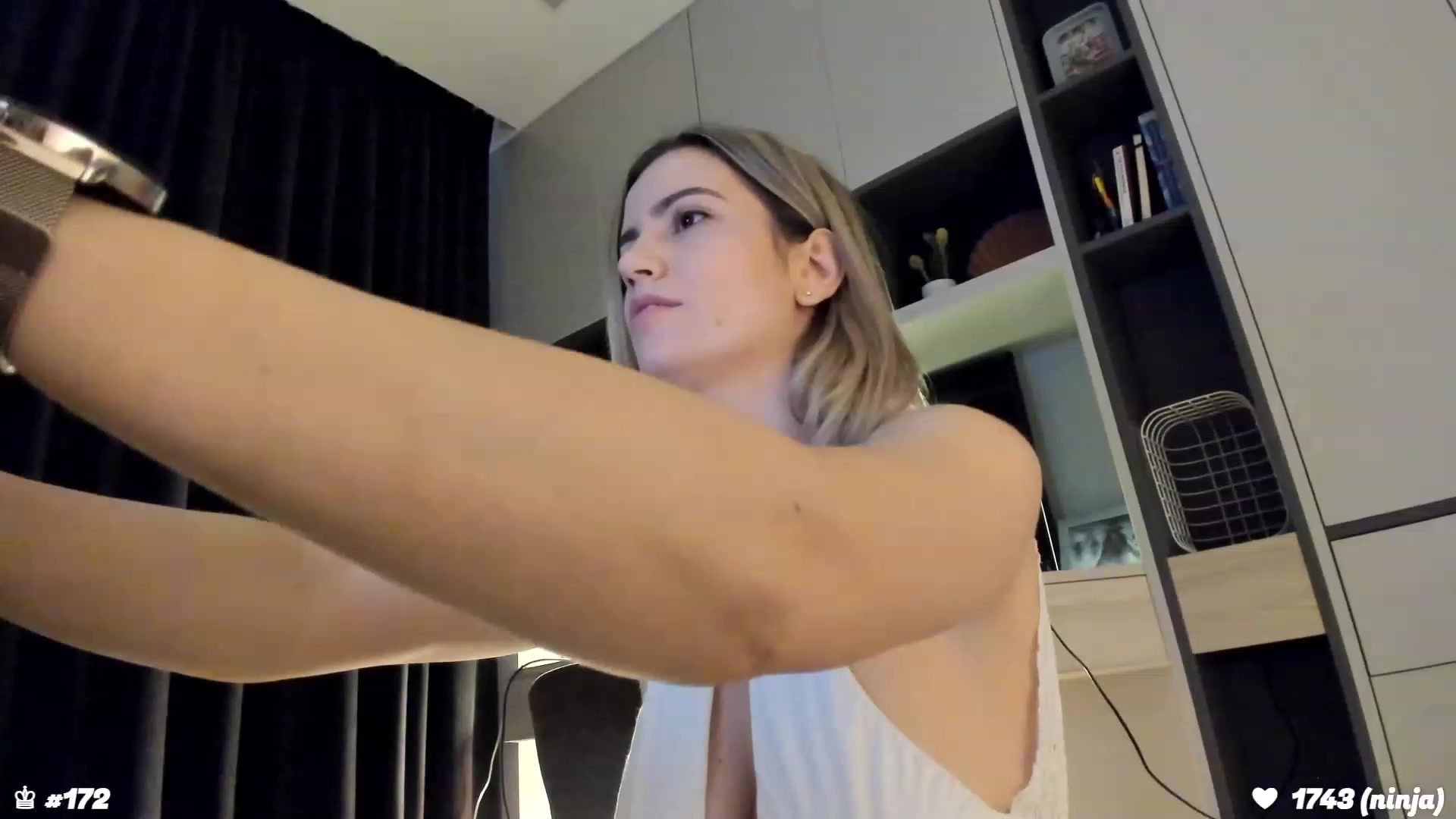 Gallery image thumbnail from happyendings_'s myfreecams stream on, 02/28/2024, 05:58 image 8 of 20