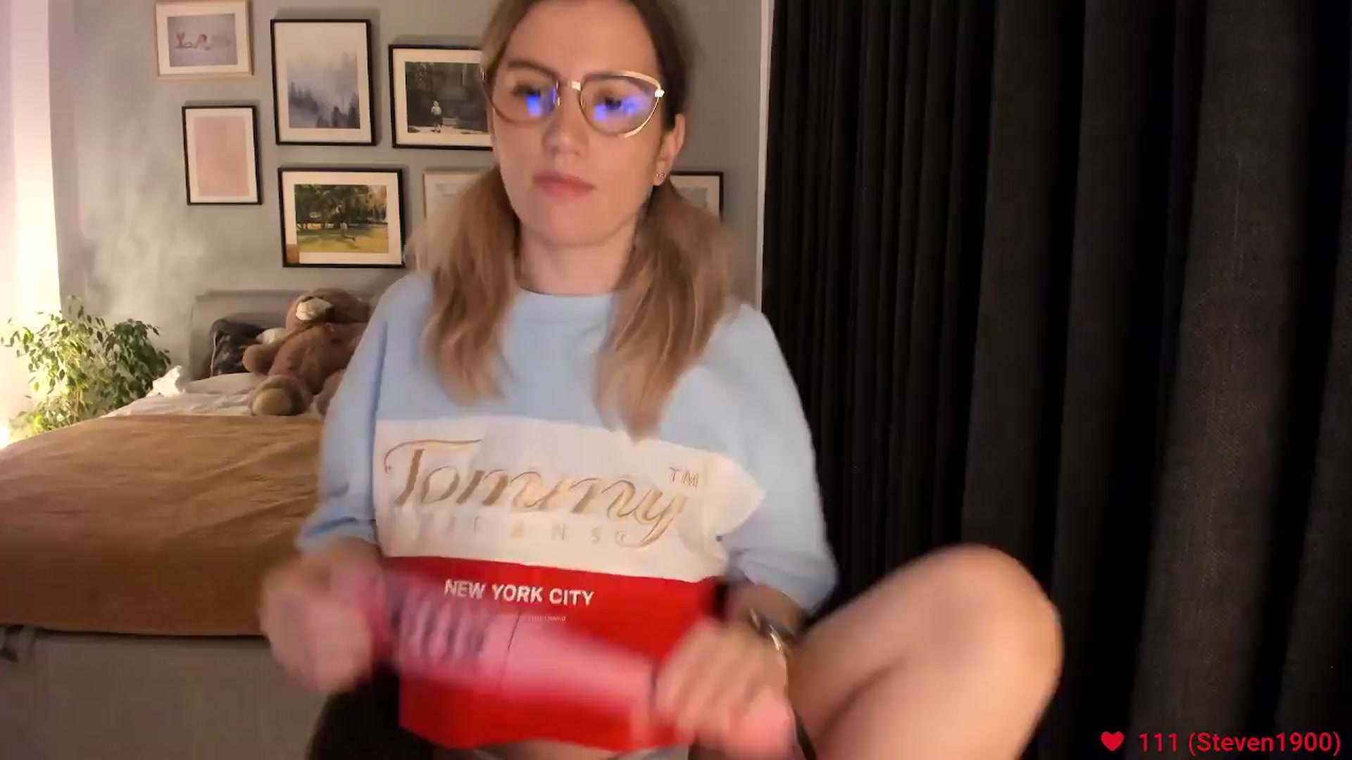 Gallery image thumbnail from happyendings_'s myfreecams stream on, 04/04/2024, 04:49 image 1 of 20