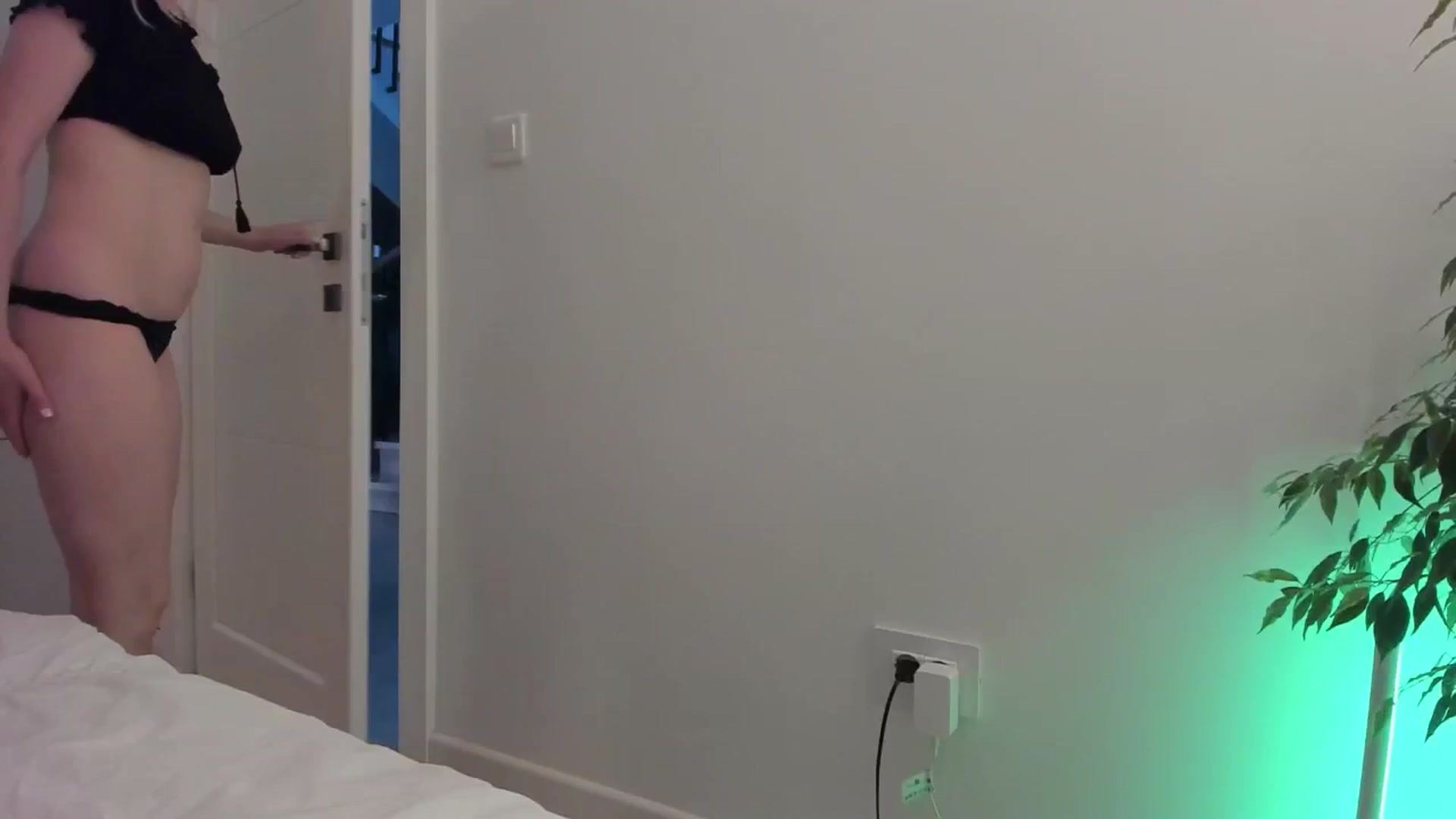 Gallery image thumbnail from happyendings_'s myfreecams stream on, 04/29/2024, 03:44 image 11 of 20