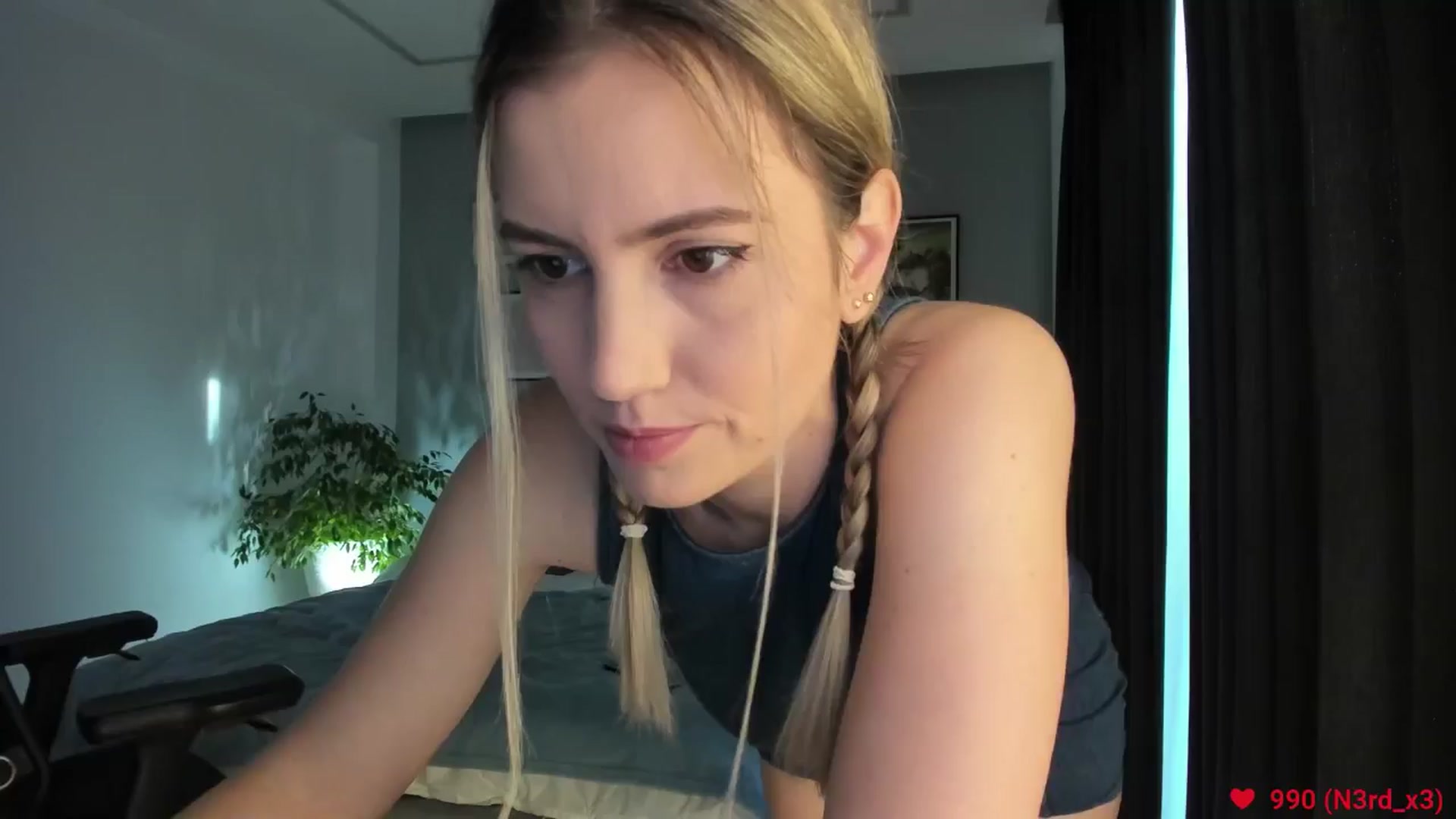 Gallery image thumbnail from happyendings_'s myfreecams stream on, 05/10/2024, 04:53 image 15 of 20