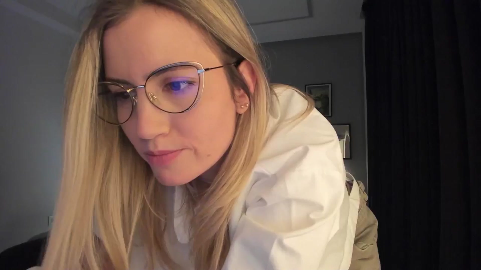 Gallery image thumbnail from happyendings_'s myfreecams stream on, 05/15/2024, 23:01 image 4 of 20