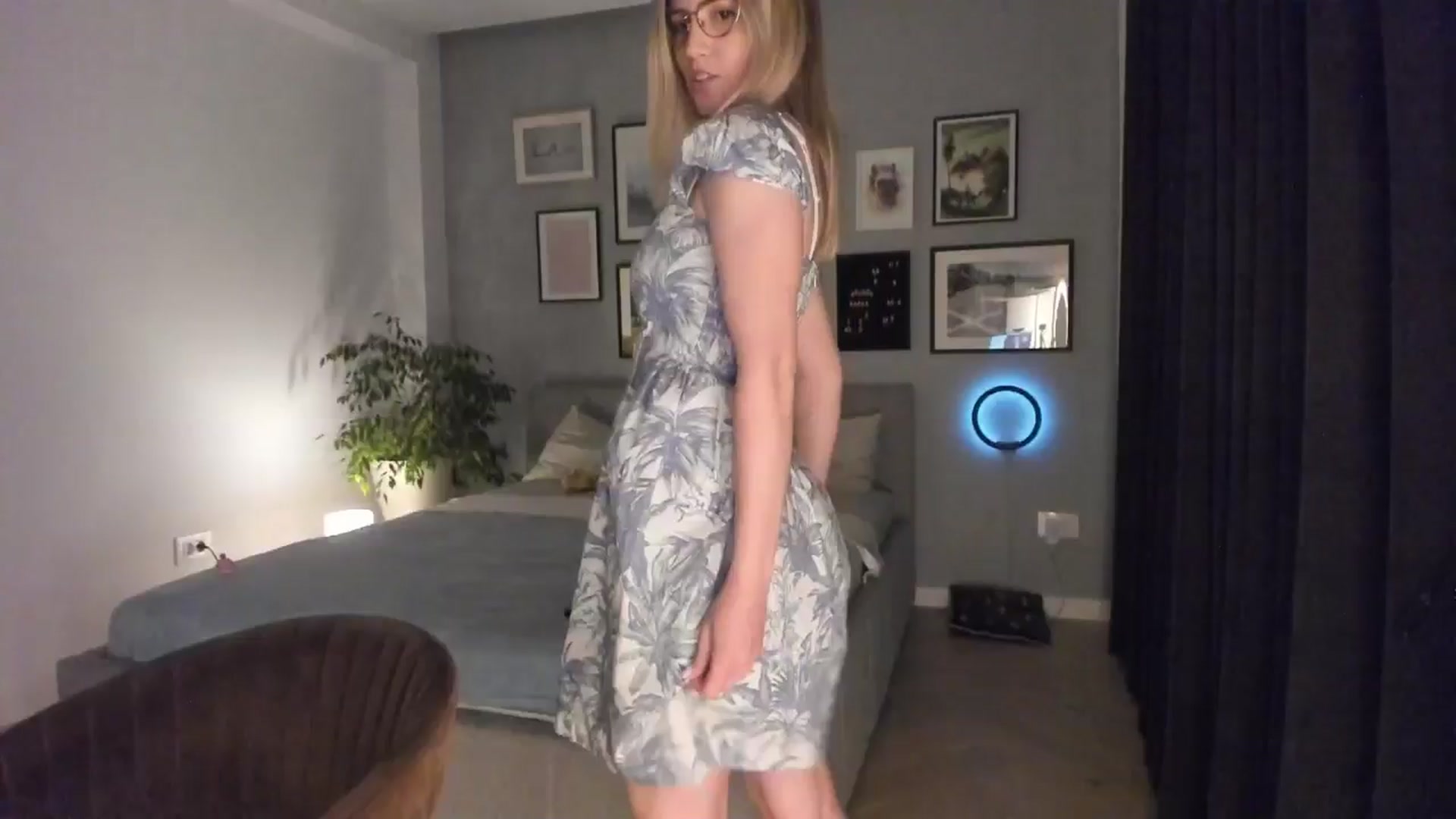 Gallery image thumbnail from happyendings_'s myfreecams stream on, 05/19/2024, 21:28 image 8 of 20