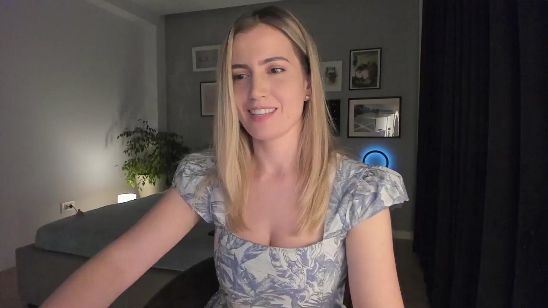 Gallery image thumbnail from happyendings_'s myfreecams stream on, 05/19/2024, 21:28 image 13 of 20