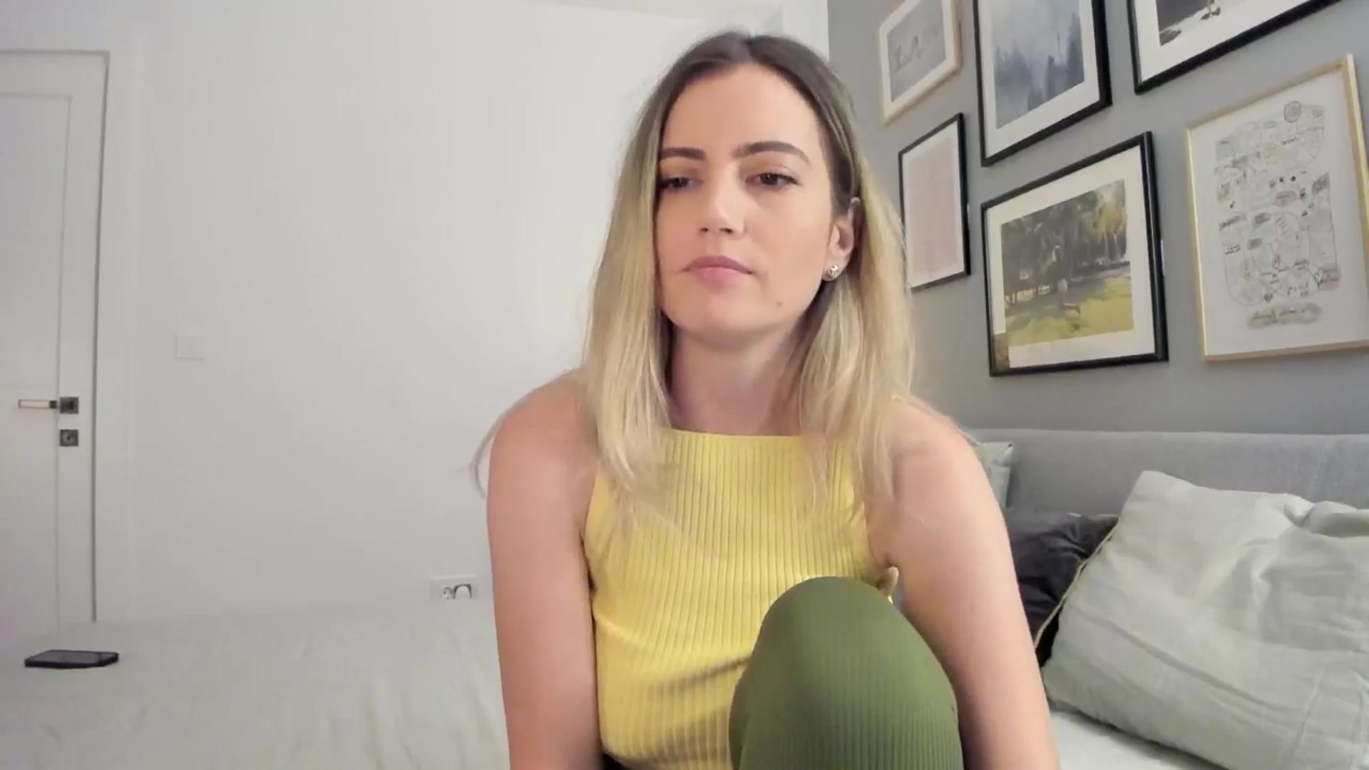 Gallery image thumbnail from happyendings_'s myfreecams stream on, 06/13/2024, 04:14 image 3 of 20