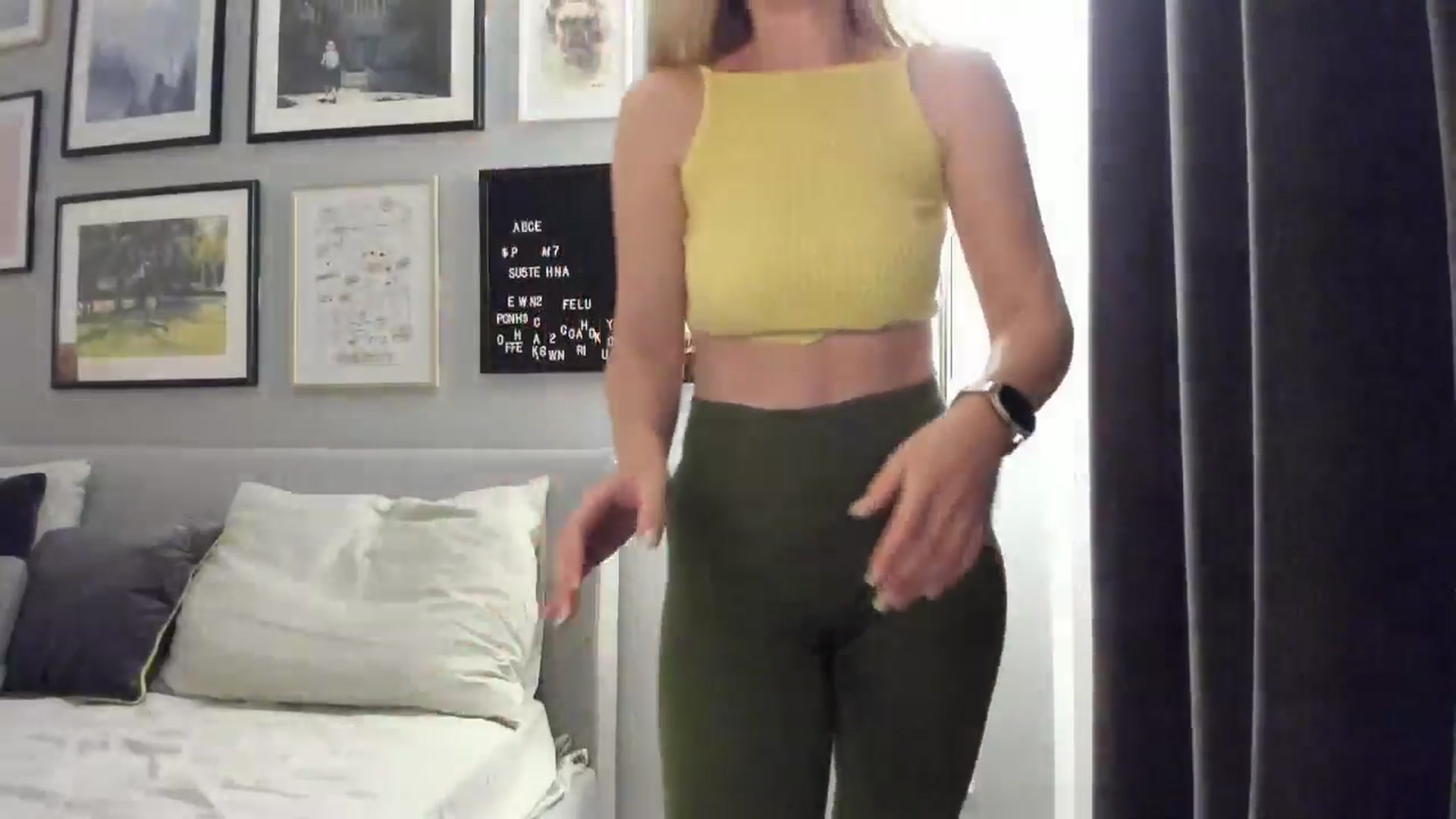 Gallery image thumbnail from happyendings_'s myfreecams stream on, 06/13/2024, 04:14 image 8 of 20