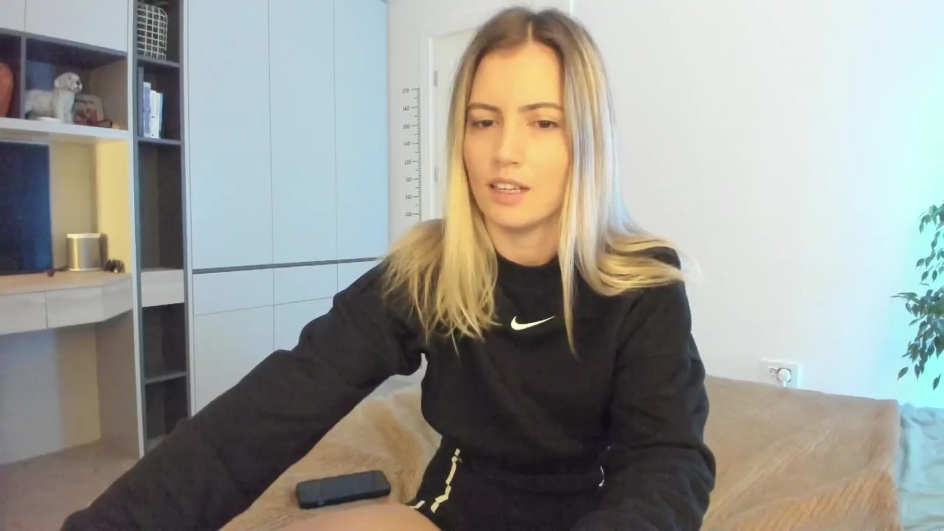 Gallery image thumbnail from happyendings_'s myfreecams stream on, 06/26/2024, 05:18 image 1 of 20
