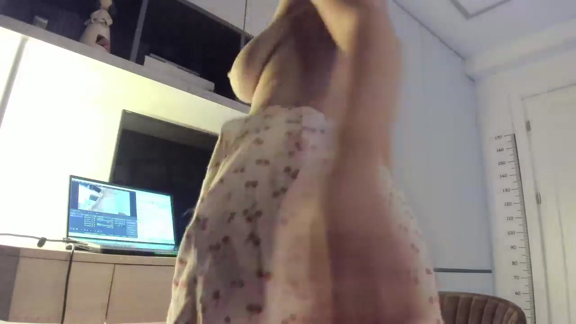 Gallery image thumbnail from happyendings_'s myfreecams stream on, 06/29/2024, 24:07 image 14 of 20