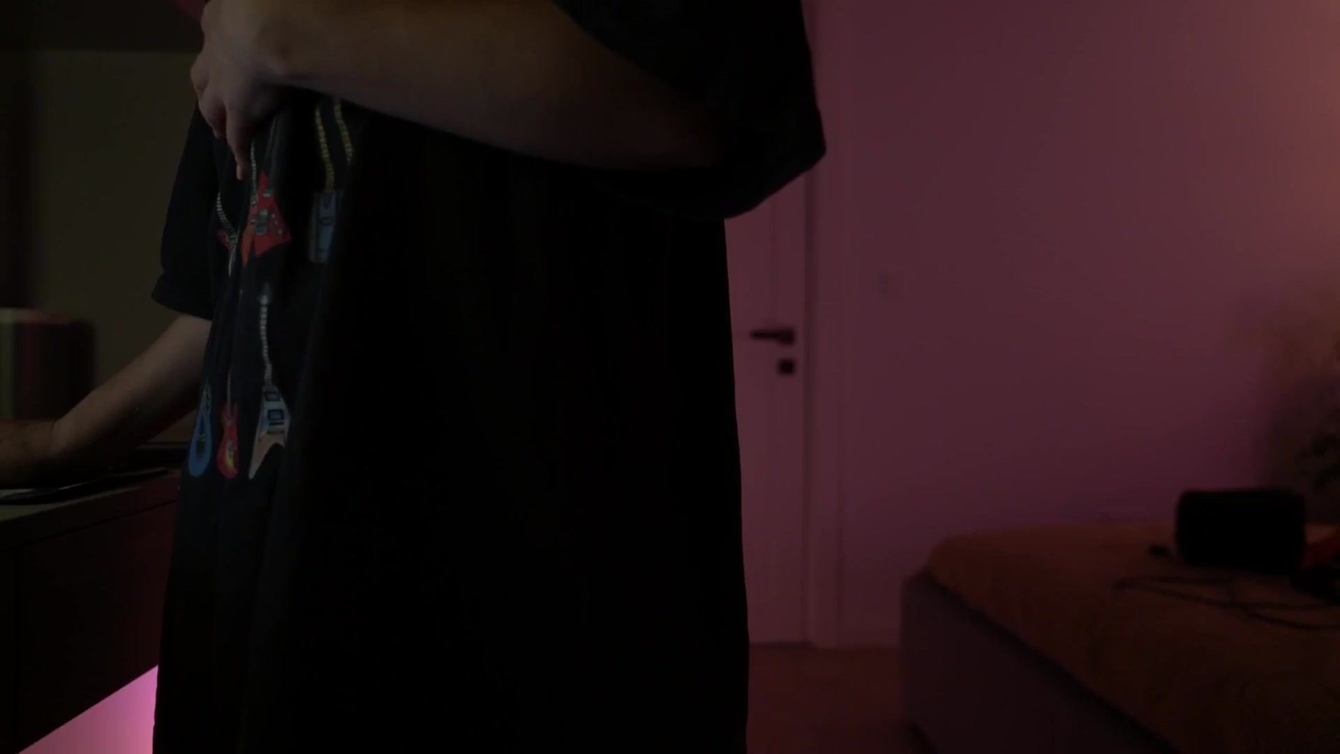 Gallery image thumbnail from happyendings_'s myfreecams stream on, 07/12/2024, 24:07 image 5 of 20