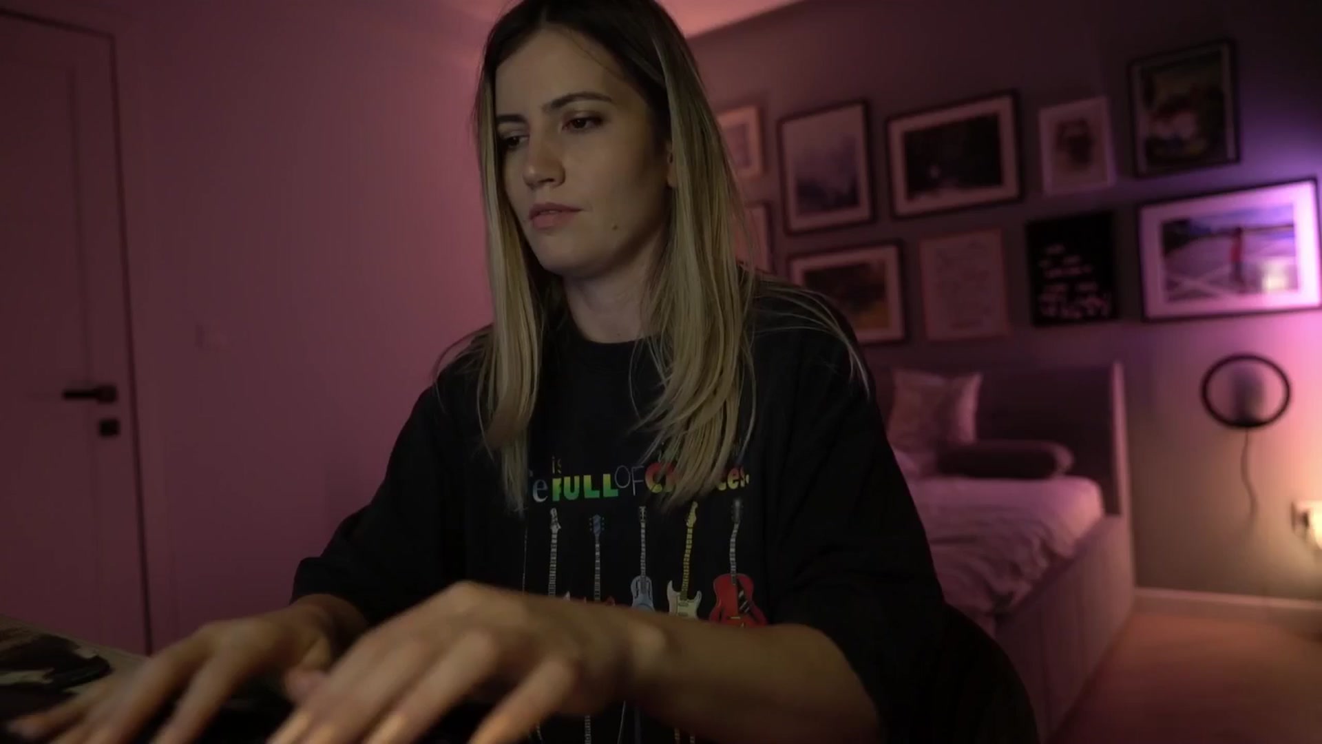 Gallery image thumbnail from happyendings_'s myfreecams stream on, 07/12/2024, 24:07 image 20 of 20