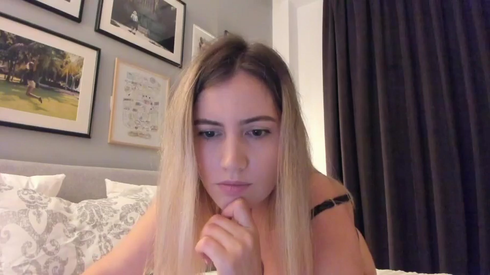 Gallery image thumbnail from happyendings_'s myfreecams stream on, 07/17/2024, 04:49 image 4 of 20