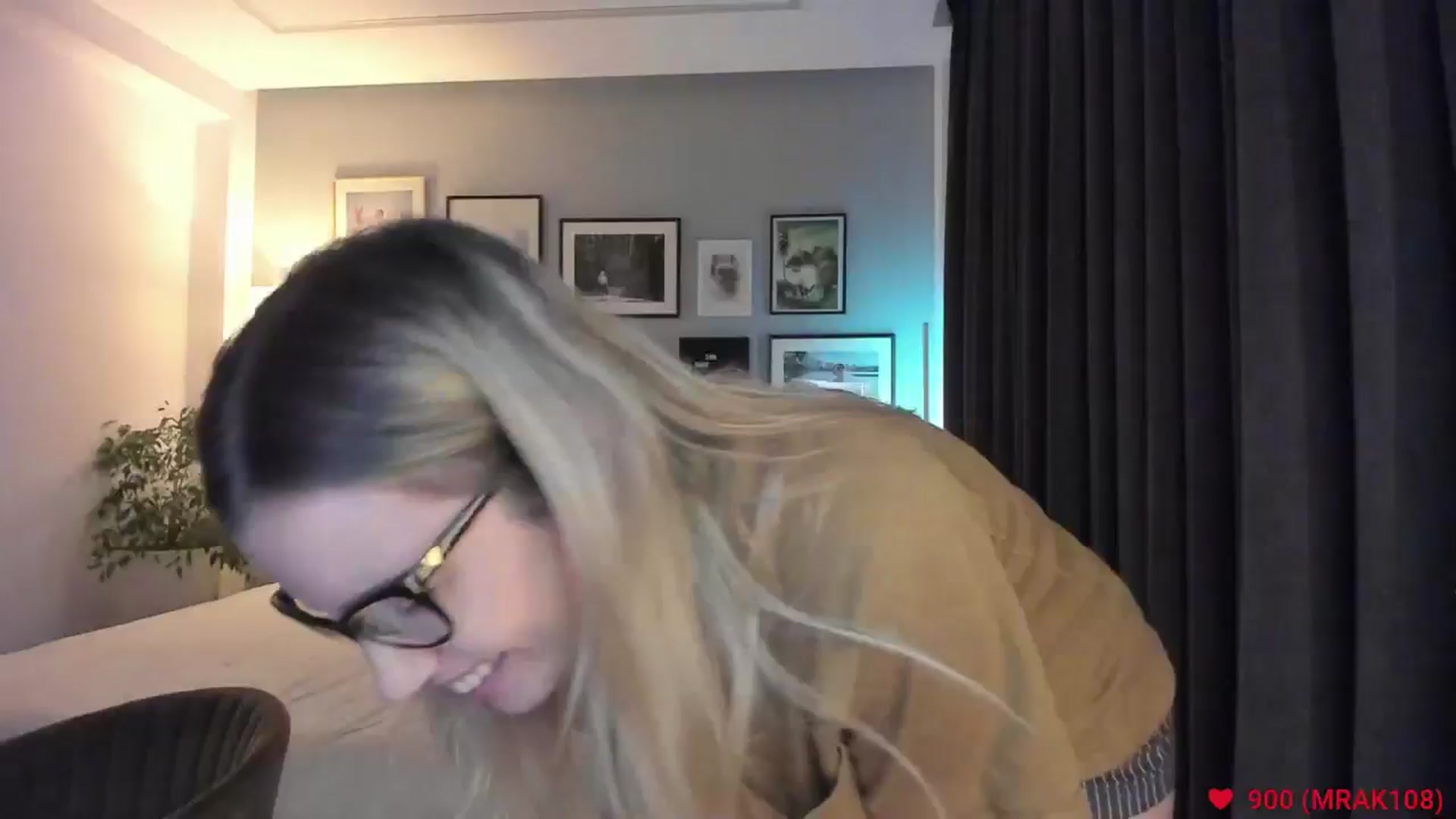 Gallery image thumbnail from happyendings_'s myfreecams stream on, 07/21/2024, 24:04 image 17 of 20
