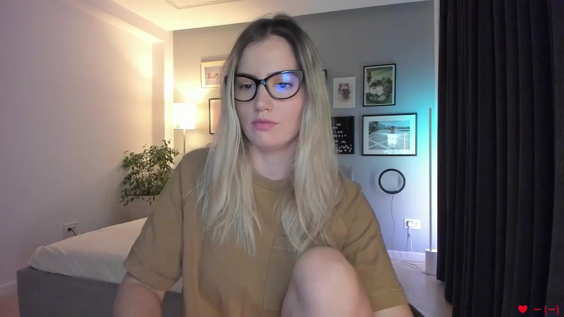 Gallery image thumbnail from happyendings_'s myfreecams stream on, 07/21/2024, 24:04 image 3 of 20