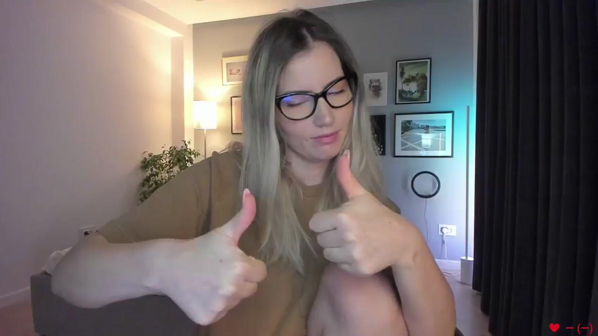 Gallery image thumbnail from happyendings_'s myfreecams stream on, 07/21/2024, 24:04 image 1 of 20