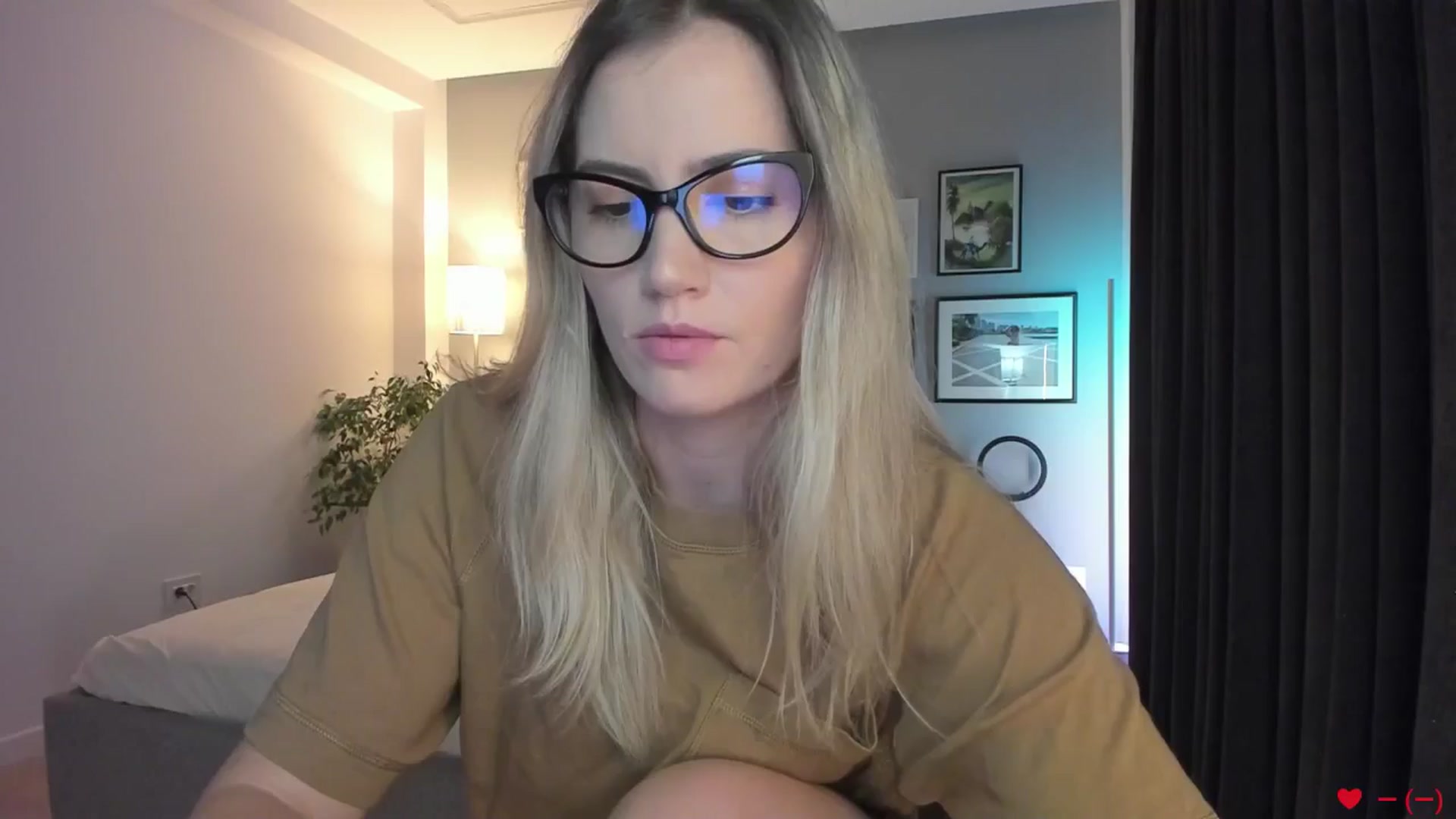 Gallery image thumbnail from happyendings_'s myfreecams stream on, 07/21/2024, 24:04 image 2 of 20
