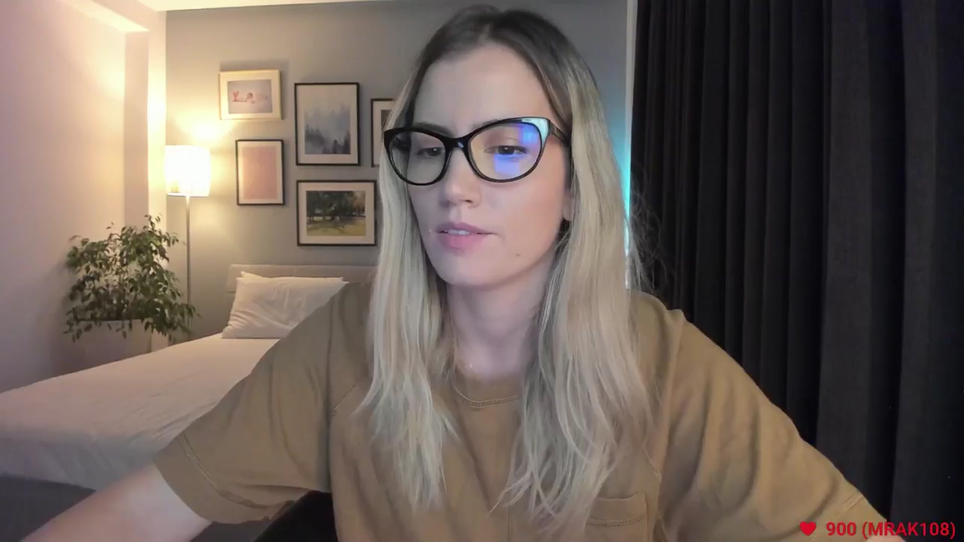 Gallery image thumbnail from happyendings_'s myfreecams stream on, 07/21/2024, 24:04 image 13 of 20