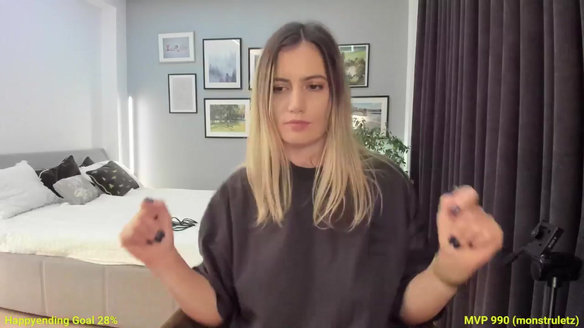 Gallery image thumbnail from happyendings_'s myfreecams stream on, 08/19/2024, 24:03 image 12 of 20