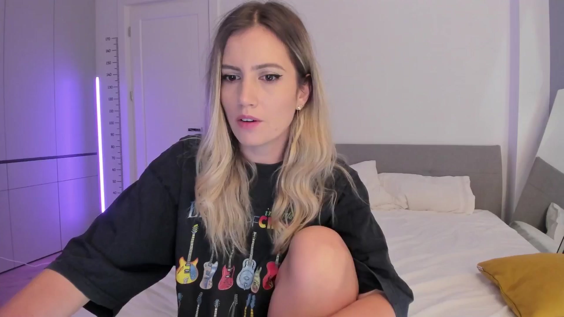 Gallery image thumbnail from happyendings_'s myfreecams stream on, 08/31/2024, 24:04 image 1 of 20